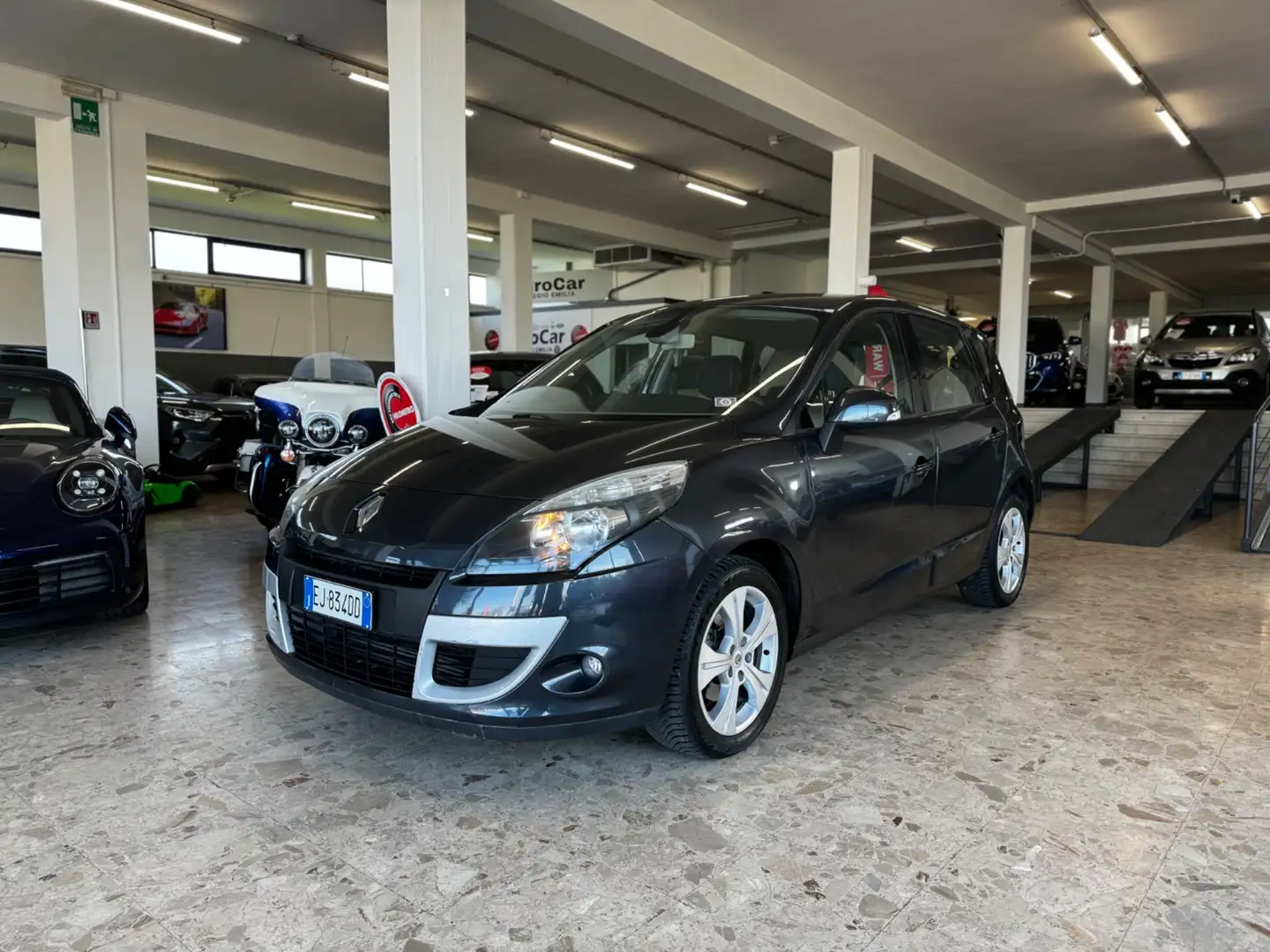 Renault Scenic Scénic X-Mod 1.5 dCi 110CV EDC Luxe Grigio - 1