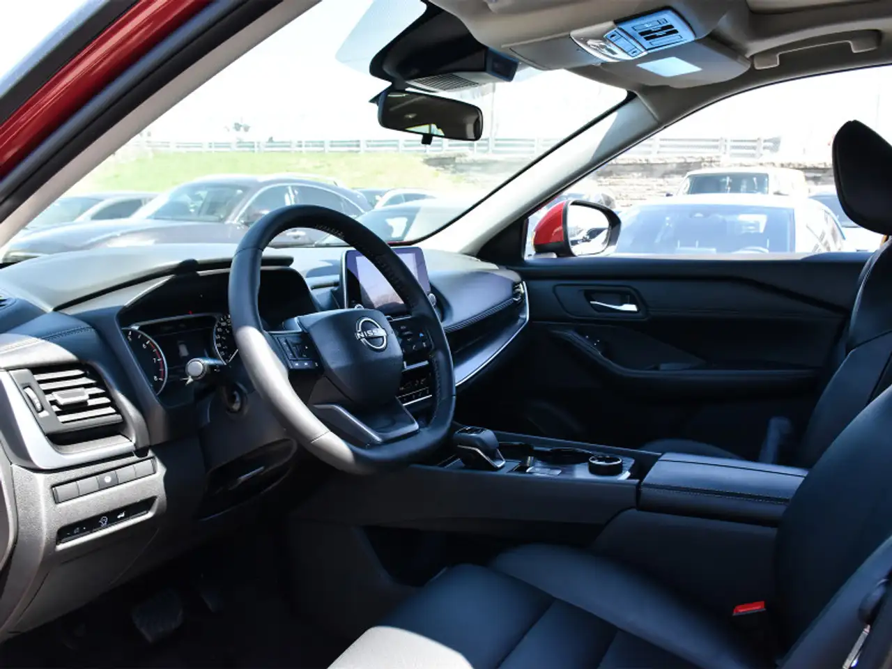 Nissan Rogue снимка Nissan Rogue