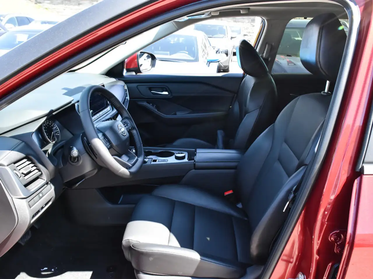 Nissan Rogue снимка Nissan Rogue