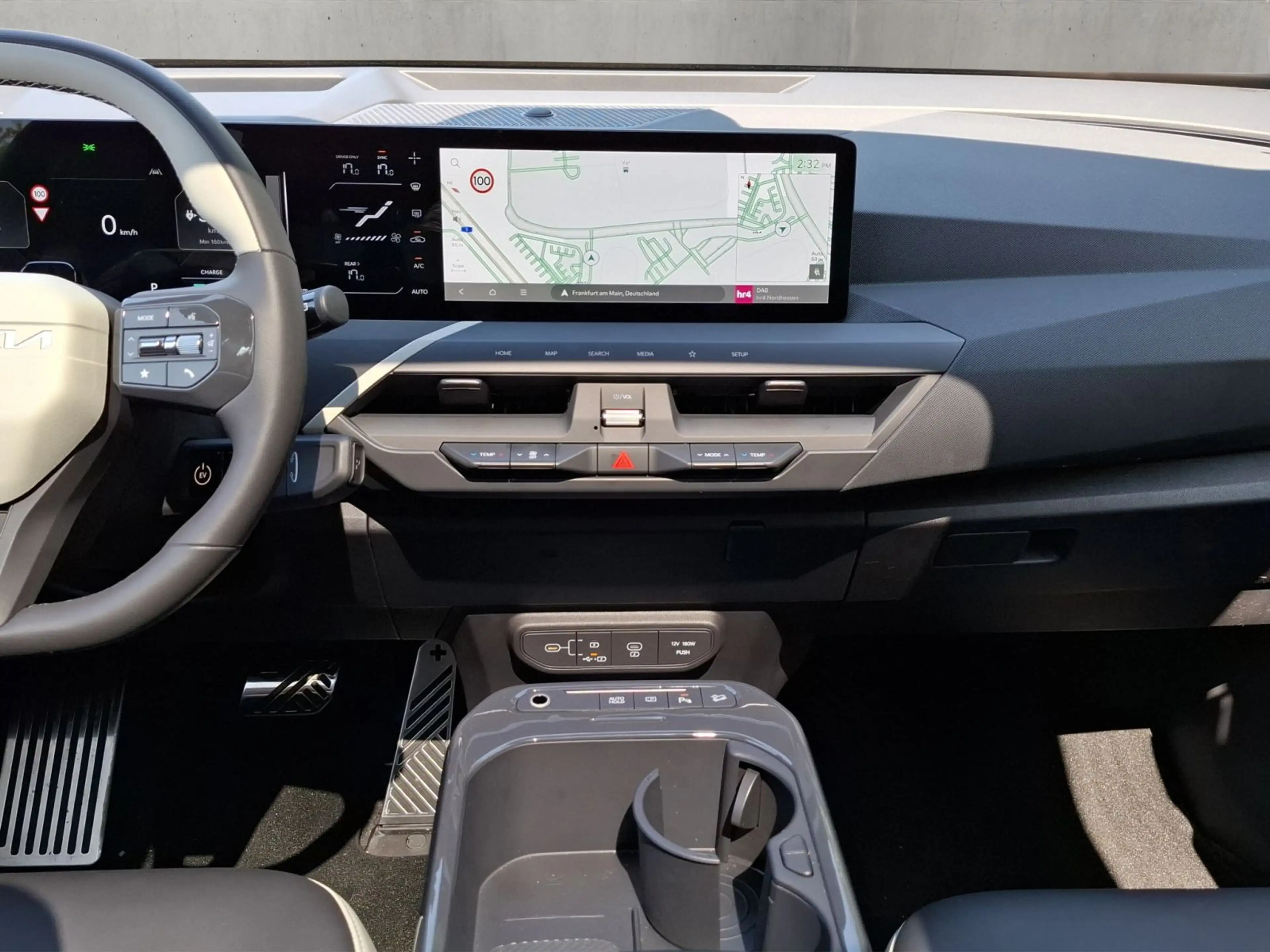 Kia EV5 2WD GTL LAUNCH EDITION — photo 15