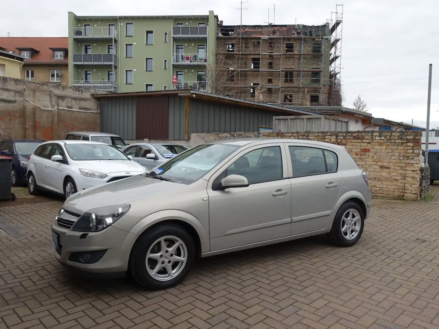 Opel Astra H 1,6 Lim.,Autom., EU4, WRäder, fahrbereit Grau - 2