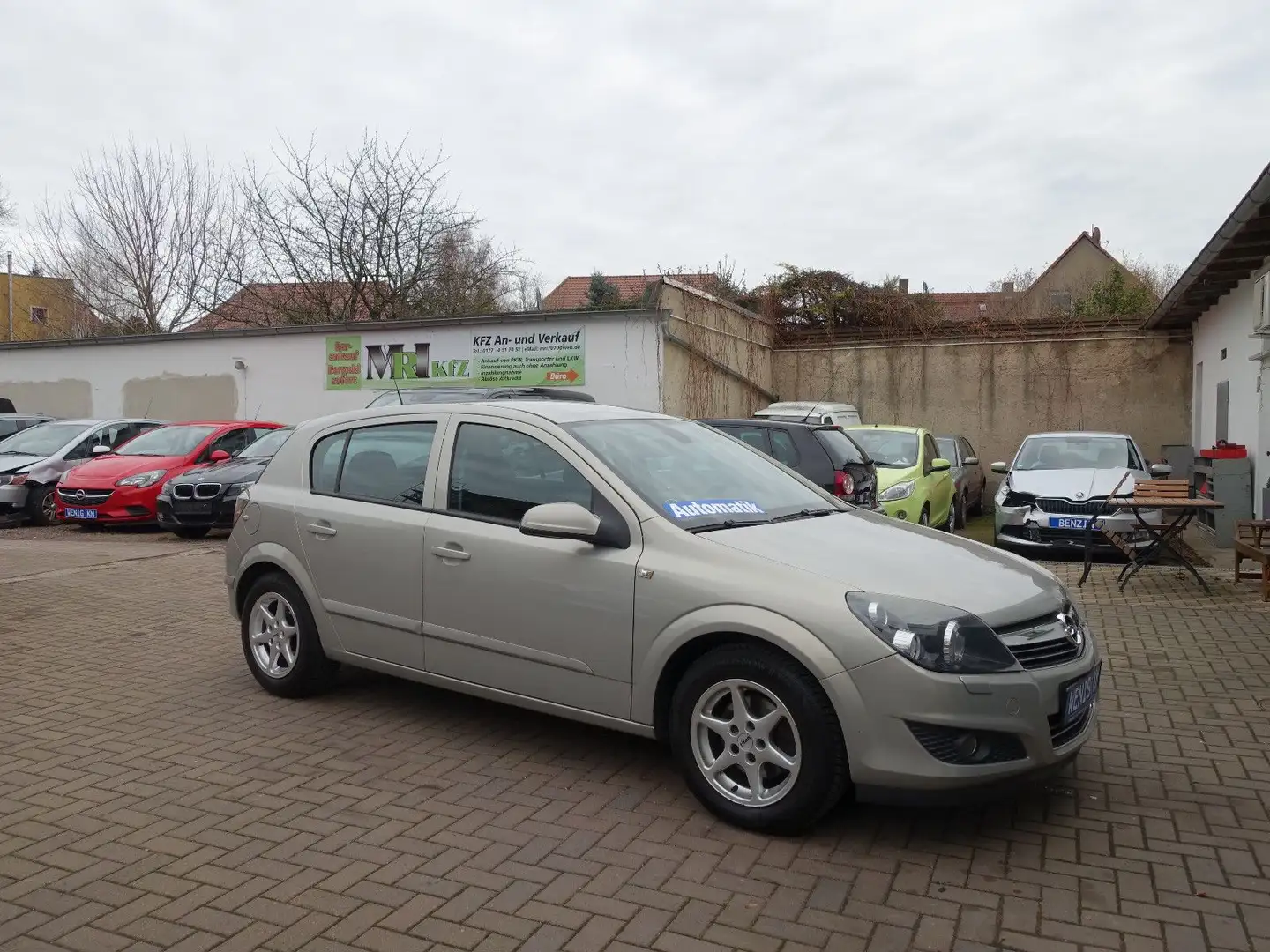 Opel Astra H 1,6 Lim.,Autom., EU4, WRäder, fahrbereit Grau - 1