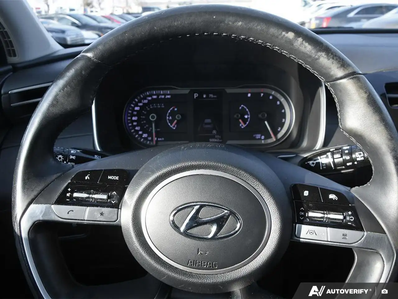 Hyundai TUCSON снимка Hyundai TUCSON