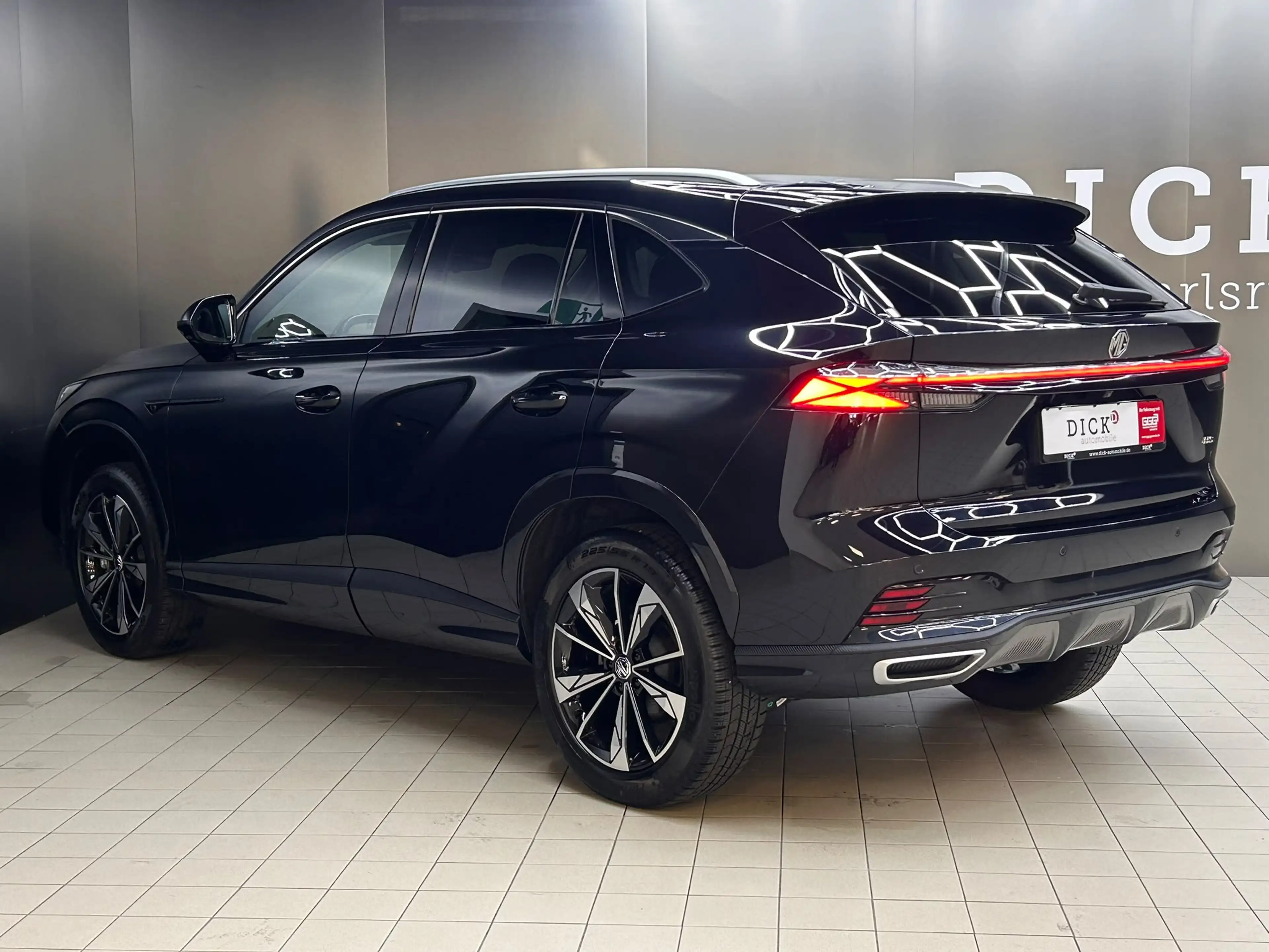 MG HS 1.5 TGDI Luxury >NAV+360+VIRTU+ACC+LEDER+SHZ+ — photo 5