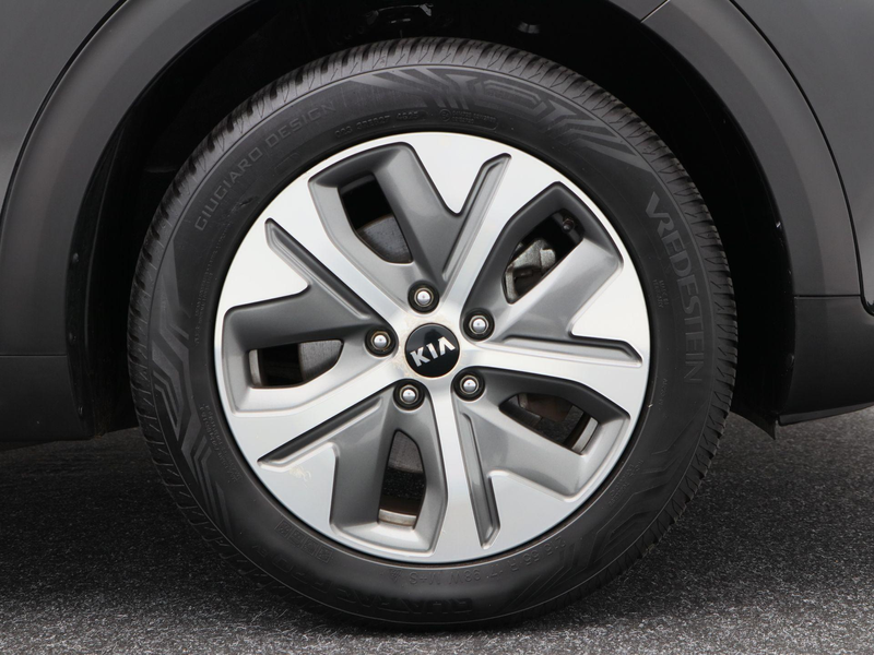 Kia e-Niro ExecutiveLine 64 kWh 204 Pk | Leder | Trekhaak | C — photo 6