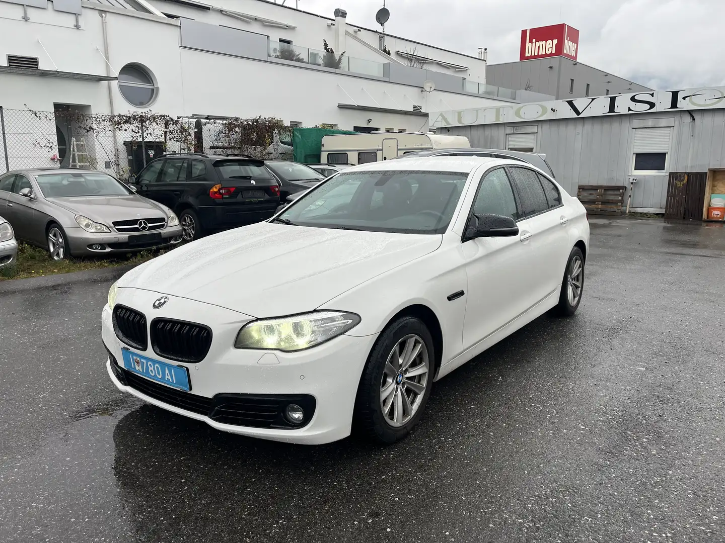 BMW 520 520 d Aut. Weiß - 2