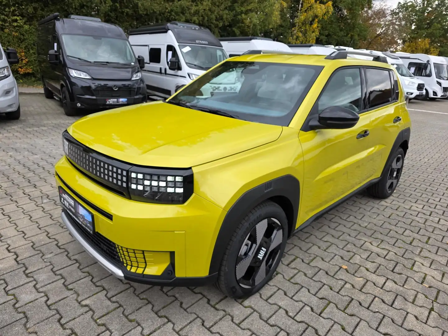 Fiat Grande Panda Gande Panda LA PRIMA Hybrid 1.2 eDCT | Sofort | Giallo - 1
