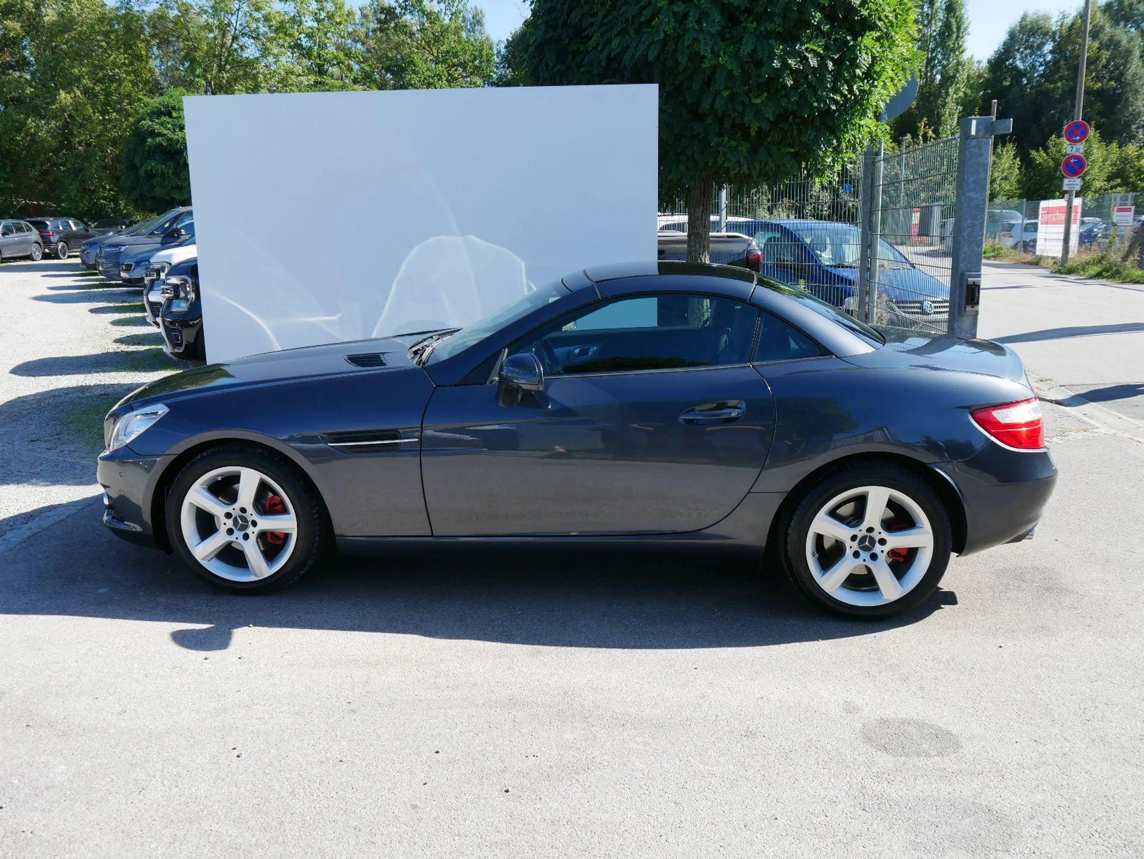Mercedes-Benz SLK 200 BLAUEFFIZLENZ*NAVI*PDC*SHZ*TEMPOMAT*RADIO-CD*KLIMA — photo 13