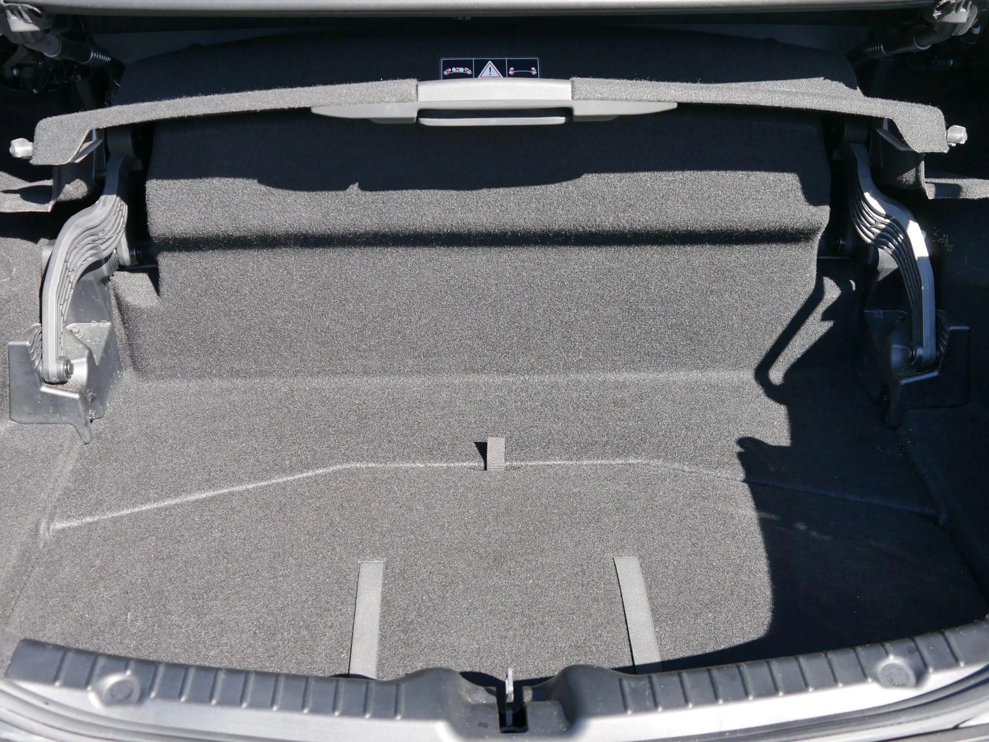 Mercedes-Benz SLK 200 BLAUEFFIZLENZ*NAVI*PDC*SHZ*TEMPOMAT*RADIO-CD*KLIMA — photo 10