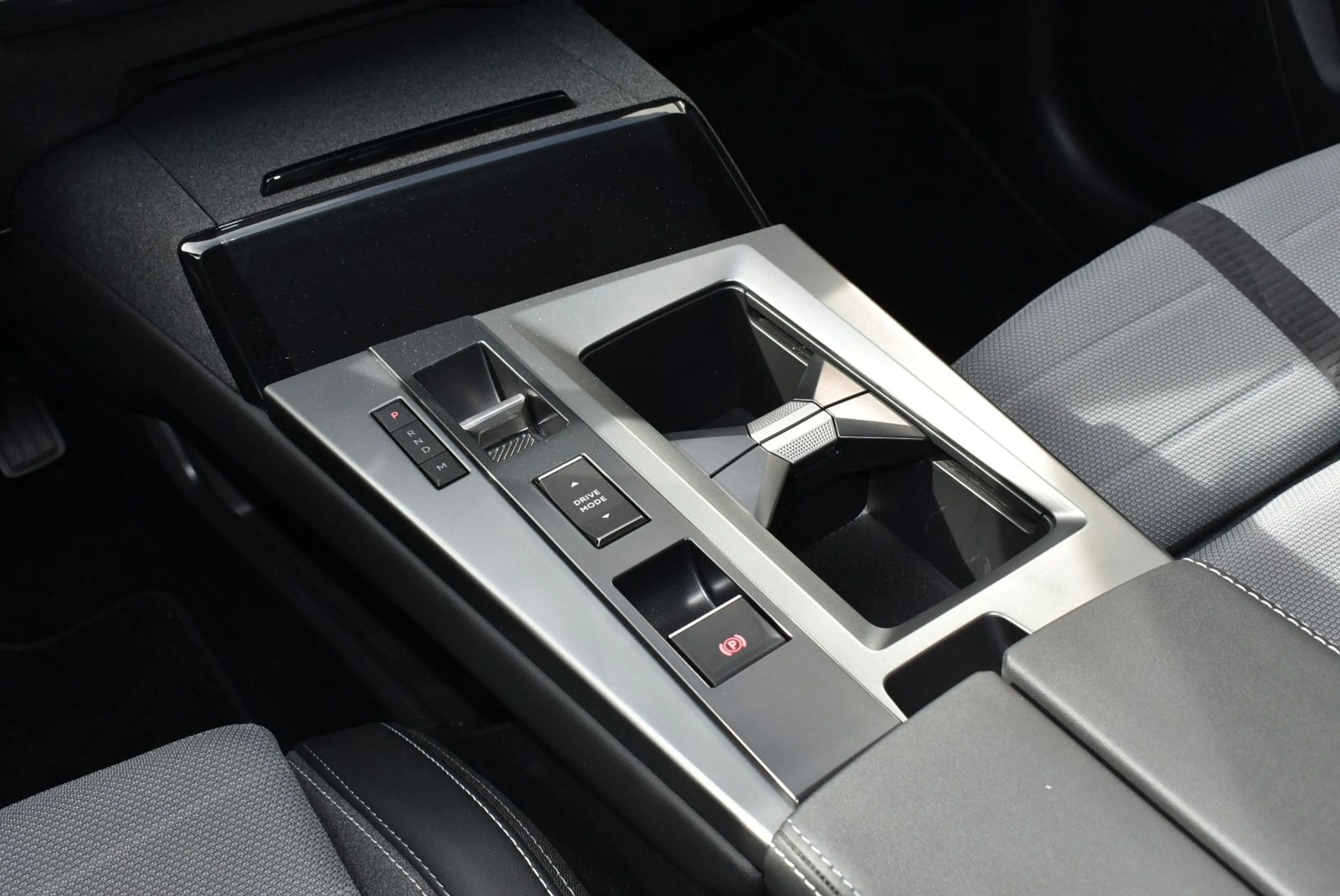Opel Grandland X Grandland GS 48V Hybrid * AHK * — photo 19