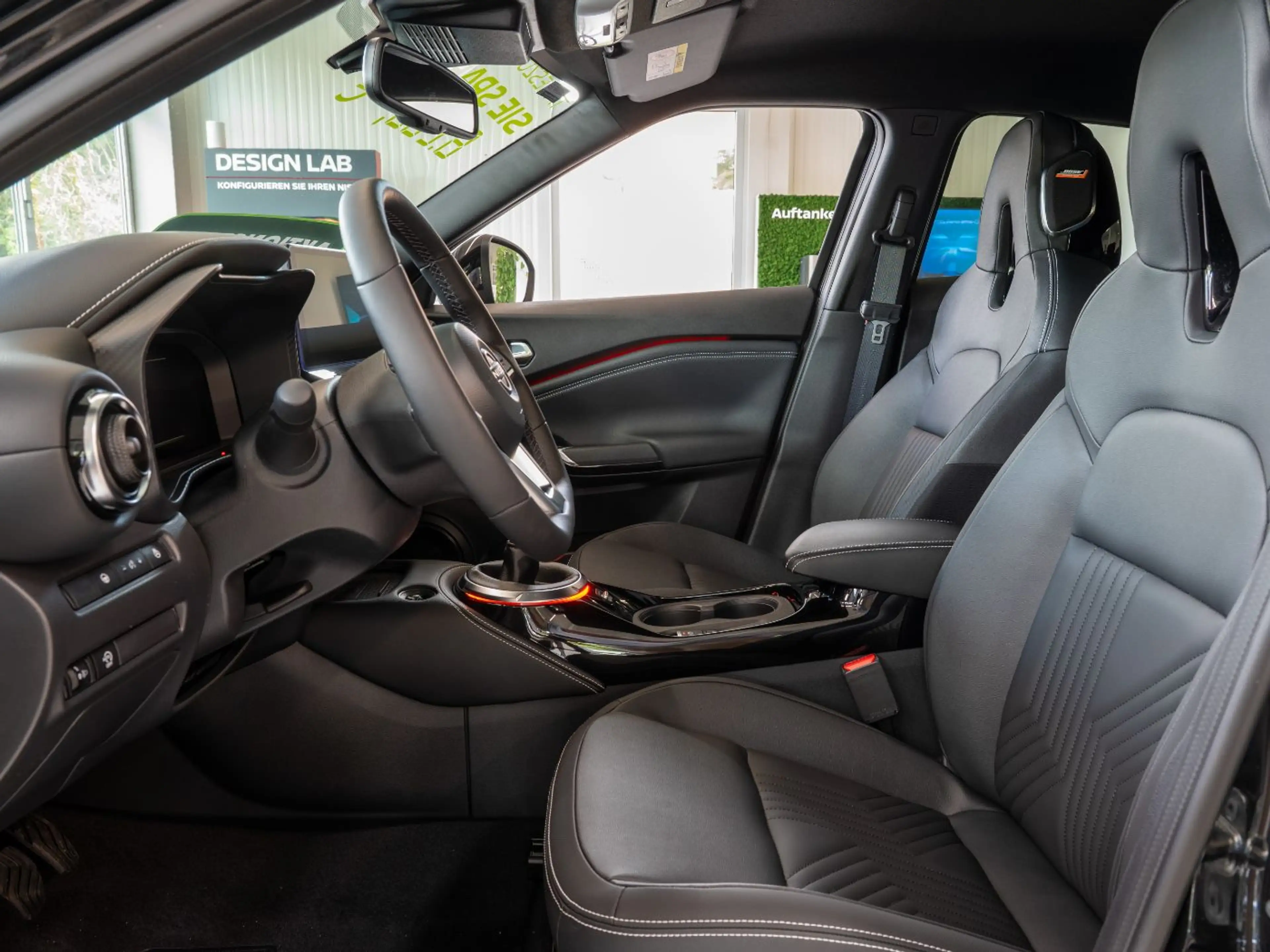 Nissan Juke TEKNA 1.0DIG-T 6MT BOSE+ACC+LED+Navi+SHZ+360 — photo 12