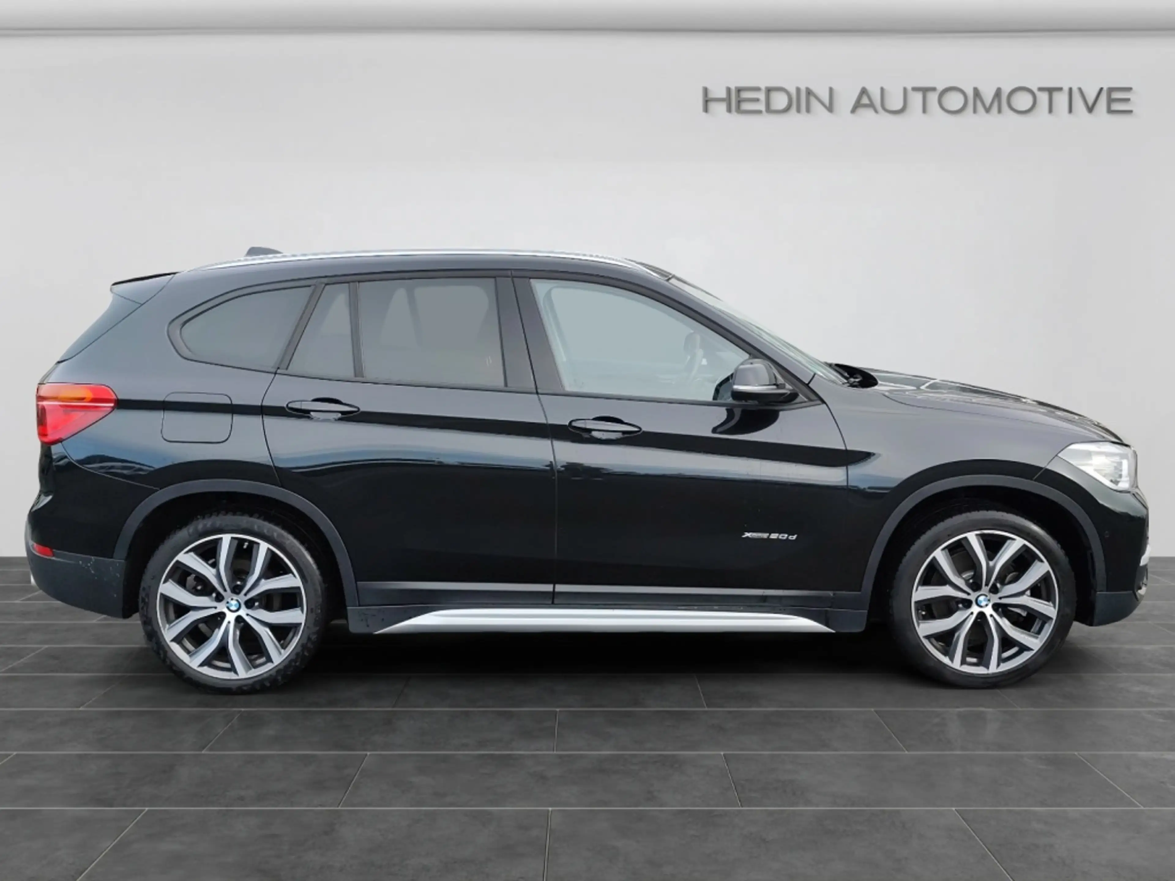 BMW X1 xDrive 20d xLine LED|NAVI|SHZ|TEMP|KAM — photo 7