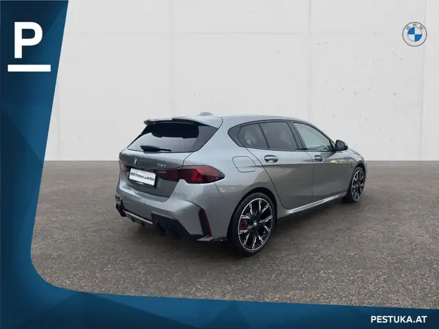 BMW 1 Series view 4