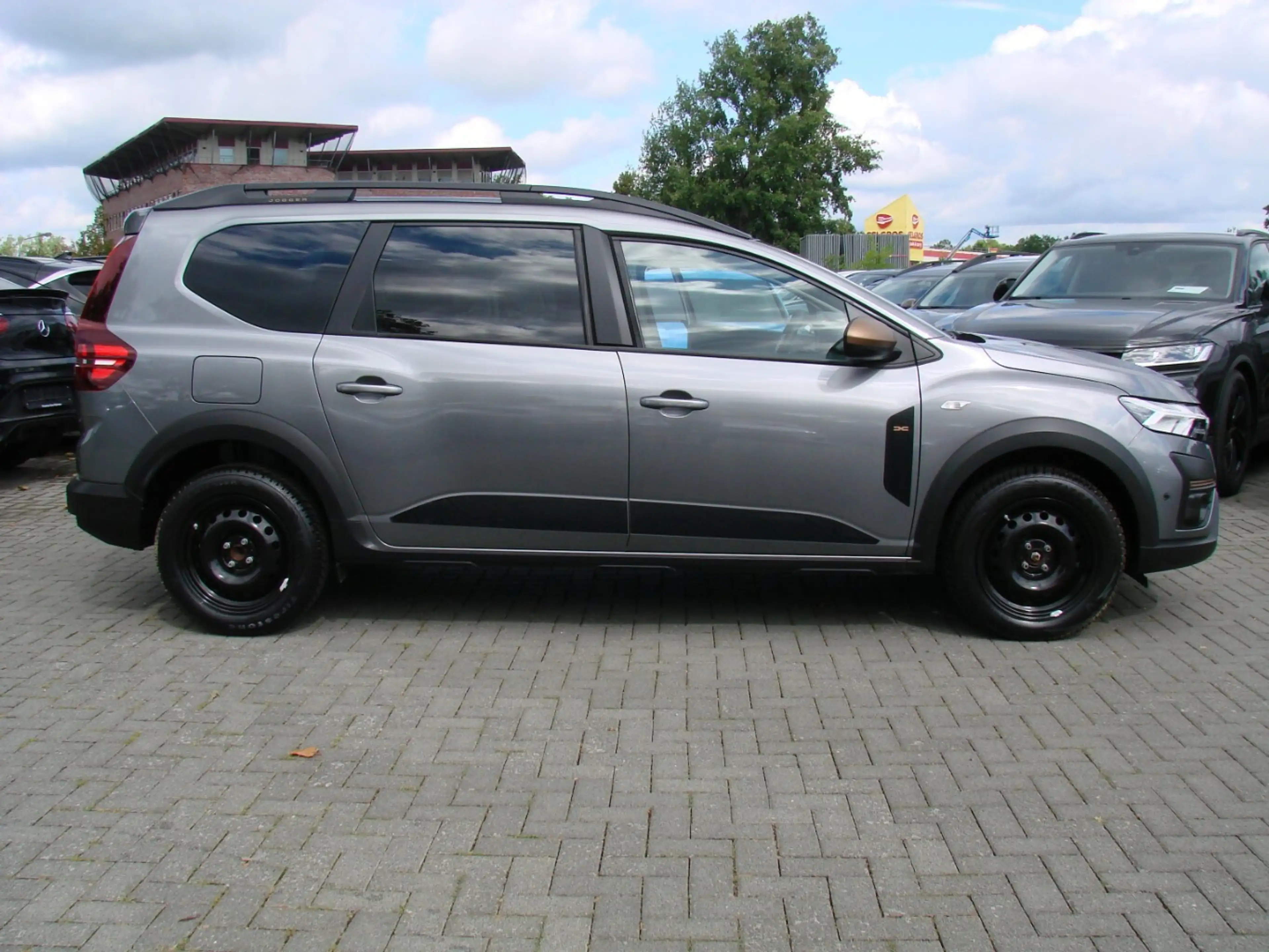 Dacia Jogger 1.0TCe Extreme+ Tempomat LED Kamera Spurhalteassis — photo 4