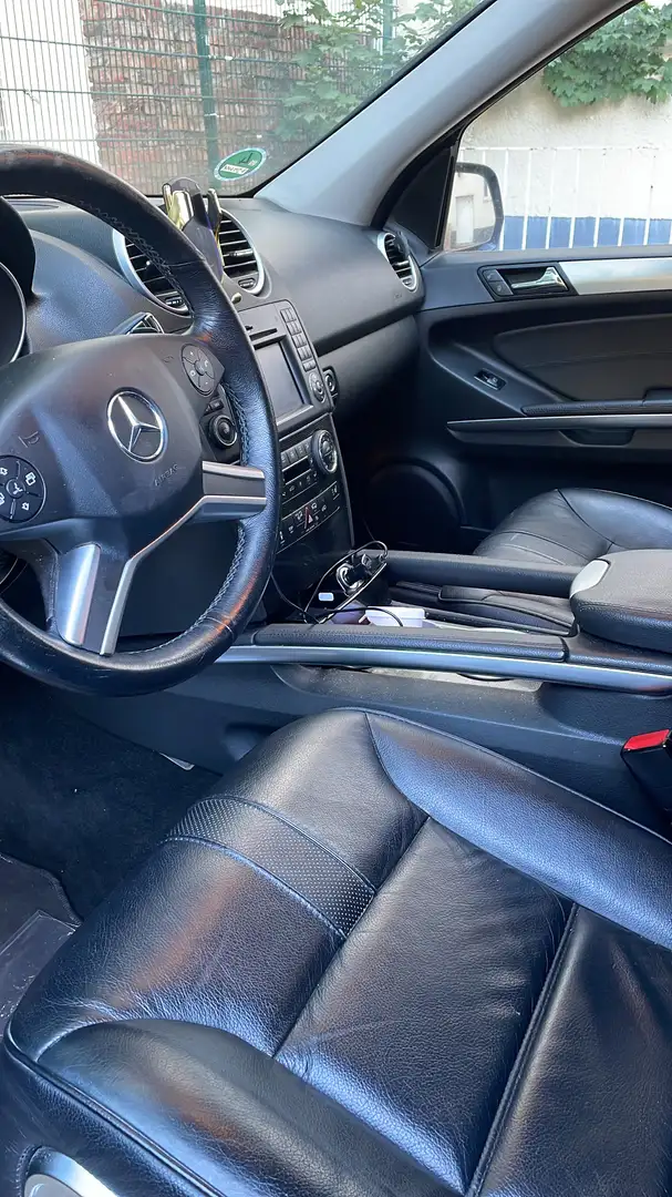 Mercedes-Benz ML 420 Niebieski - 1