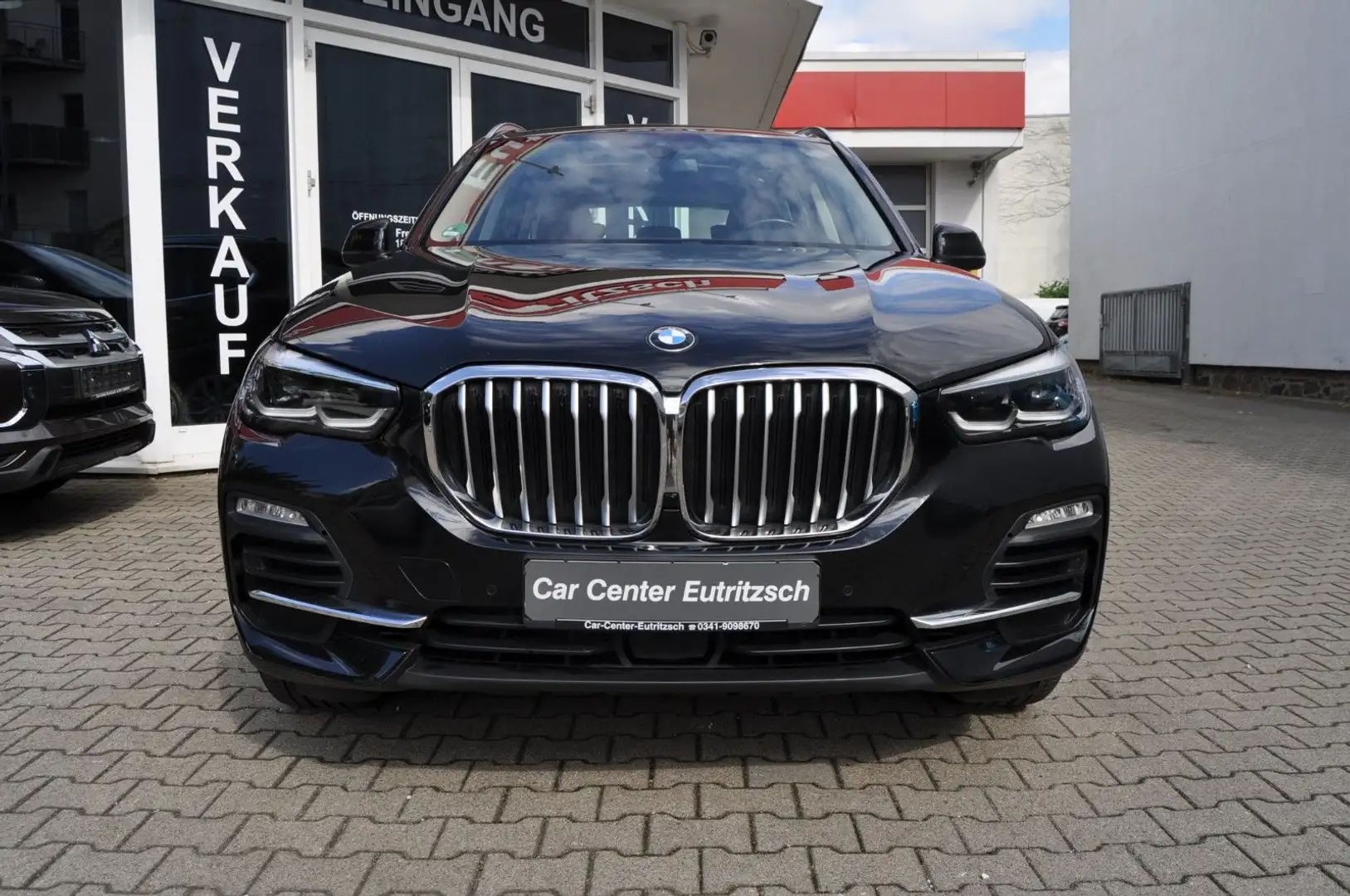 BMW X5 xDrive 30d Live Cockp Massage PanoramaSky AHK Noir - 2