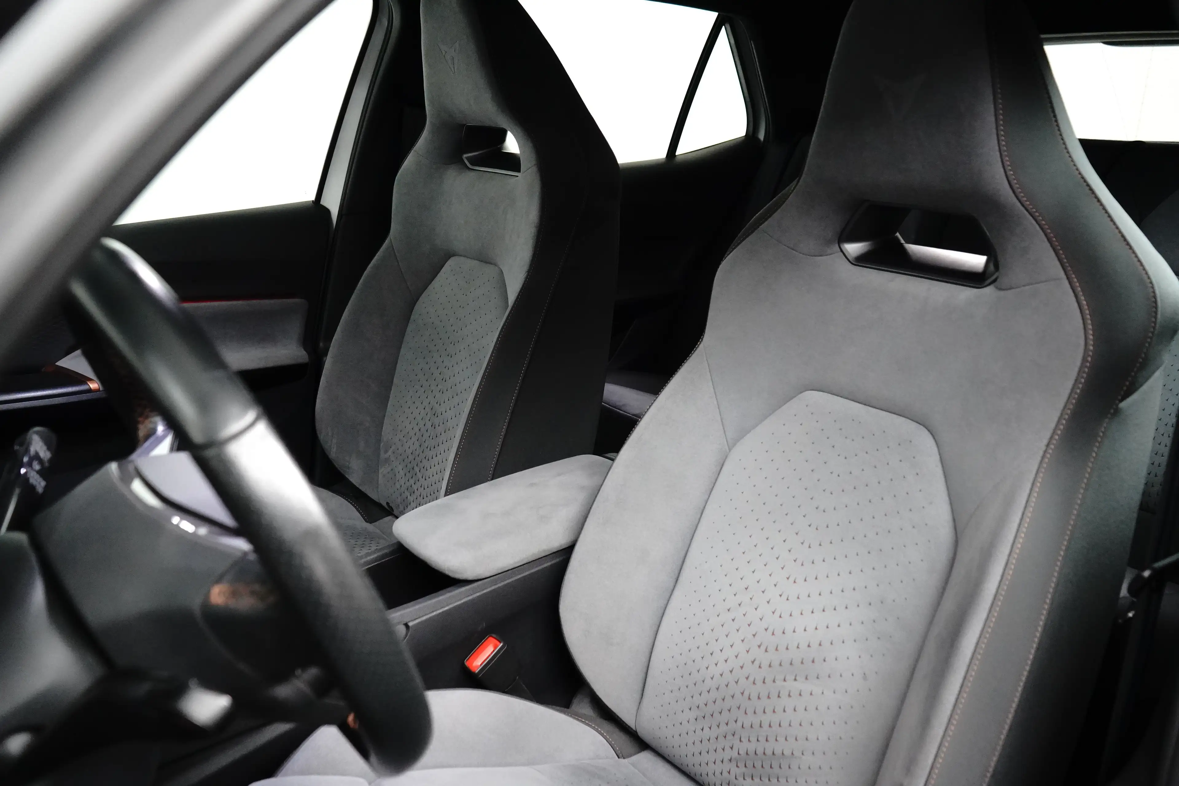 CUPRA Born Adrenaline 82 kWh l 360gr Camera l 19" l PDC v&a l — photo 17
