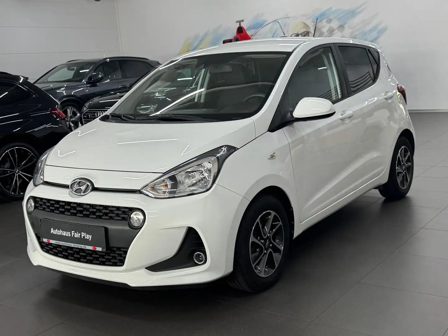 Hyundai i10 blue PDC/SHZ/CARPLAY+ANDROID/U-FREI ! Blanc - 1