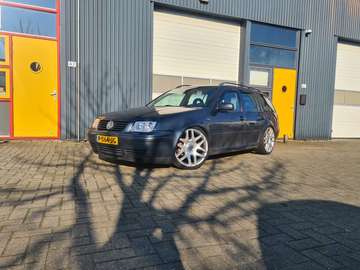 VW bora 2.3 V5 Highline