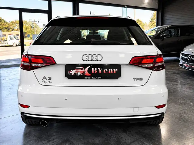 Audi A3 view 6