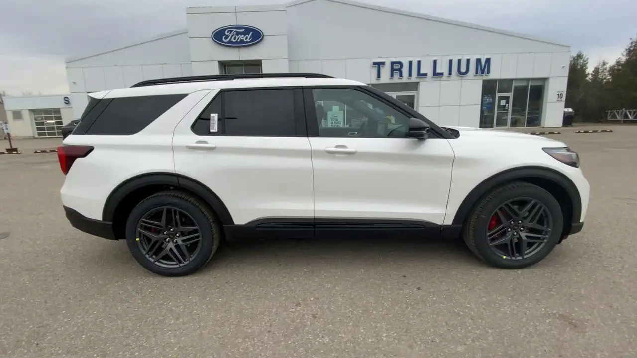 Ford Explorer снимка Ford Explorer