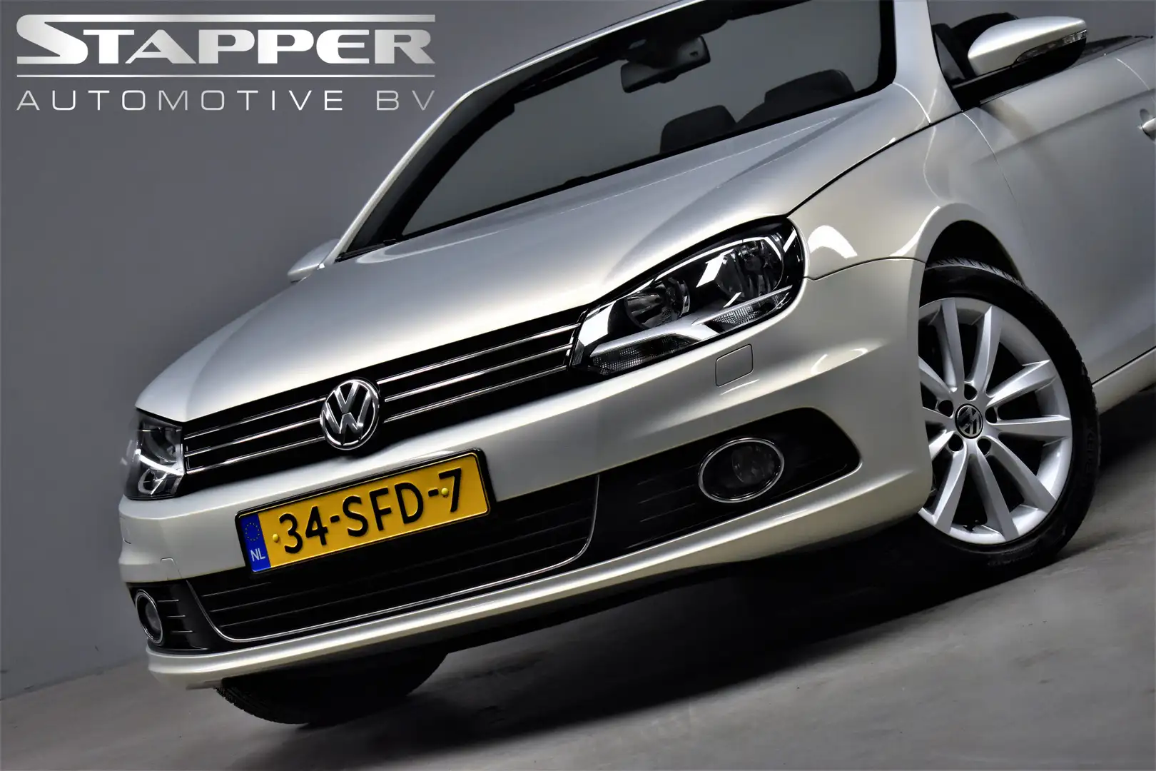 Volkswagen Eos 2.0 TSI 211pk Automaat Highline Org.NL Panorama/Na Grijs - 2