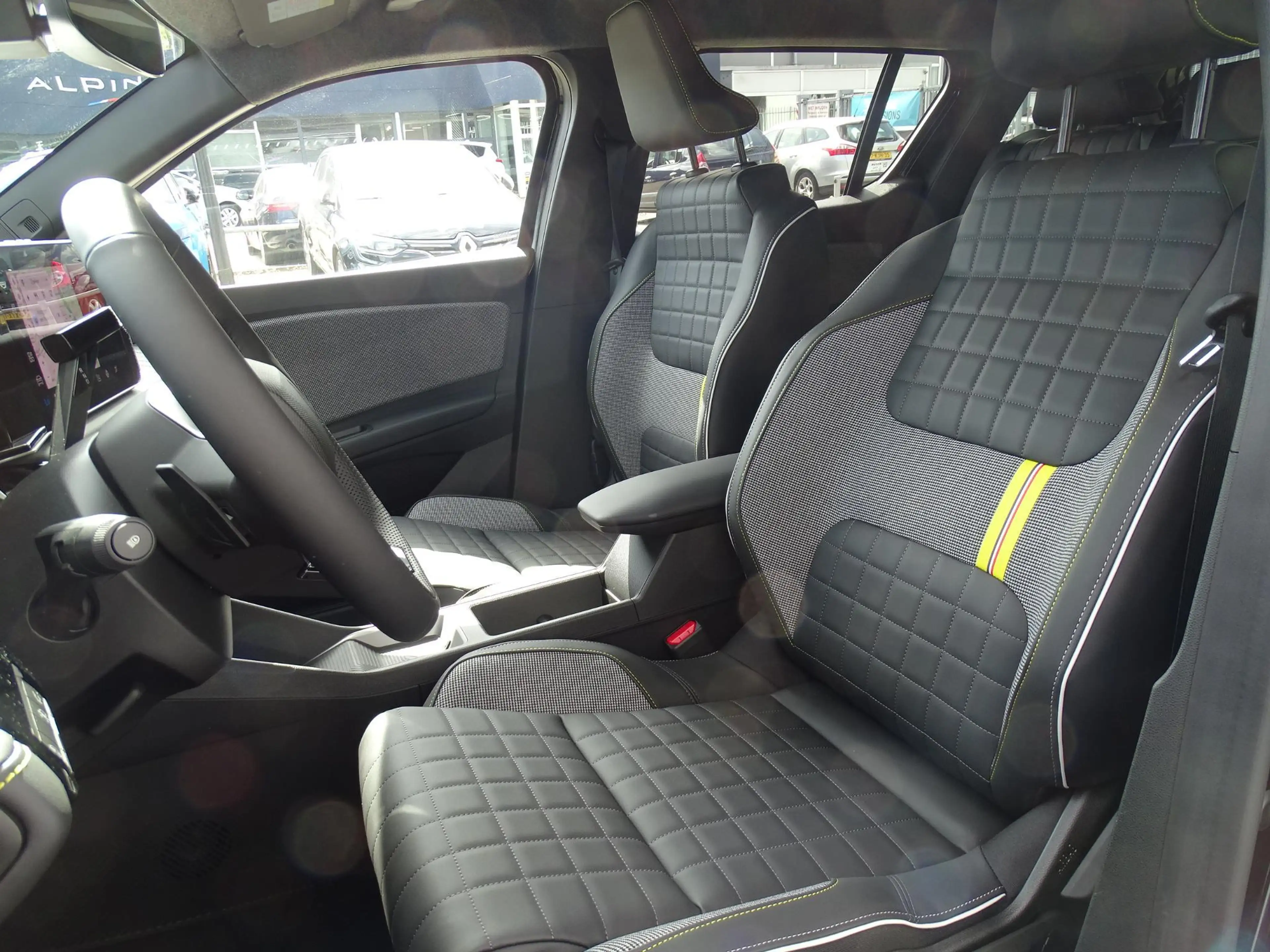 Renault R 4 comfort range iconic 52 kWh HARMAN KARDON / PACK A — photo 7