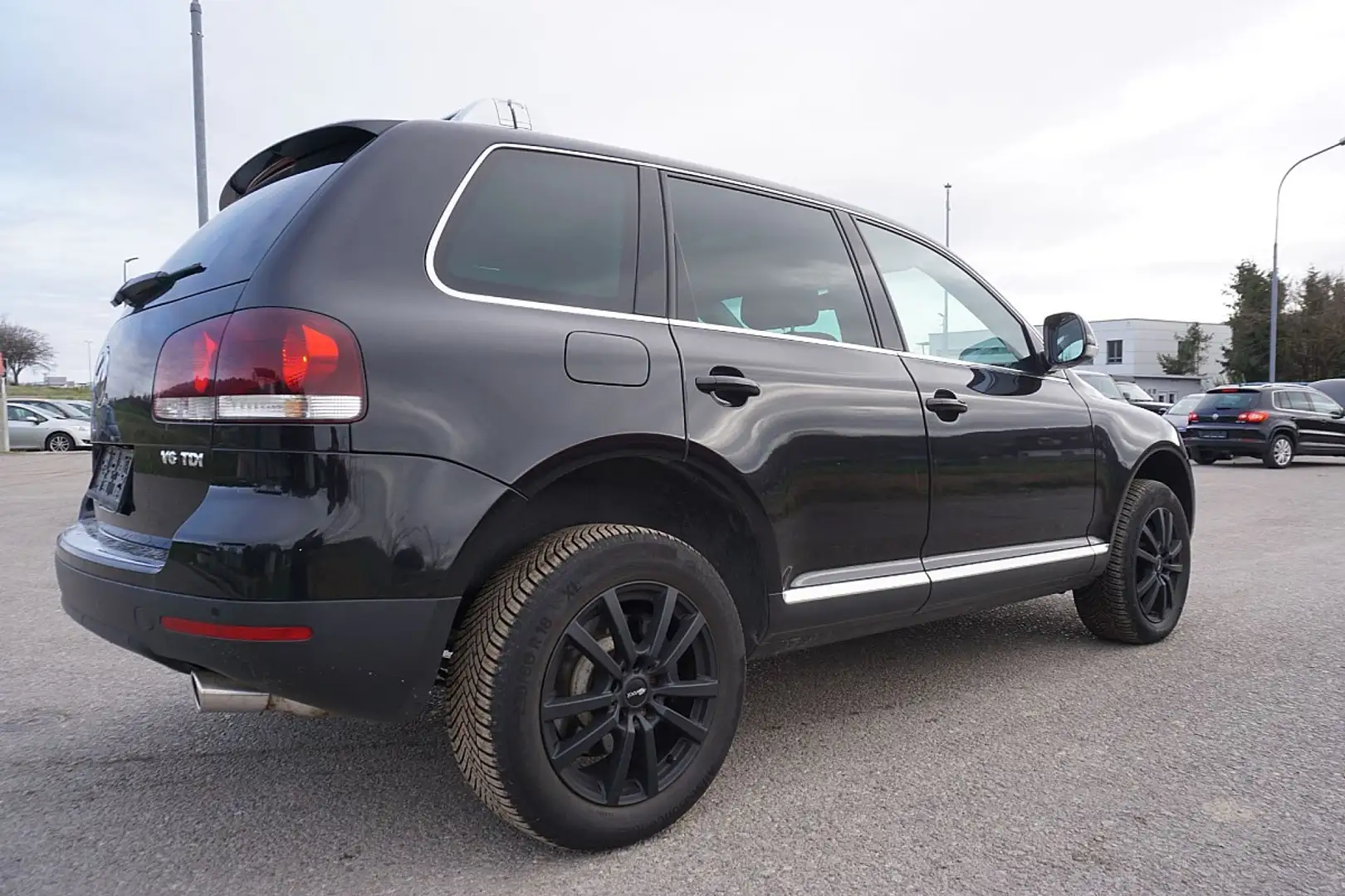 Volkswagen Touareg V6 TDI DPF Tiptronic Schwarz - 2