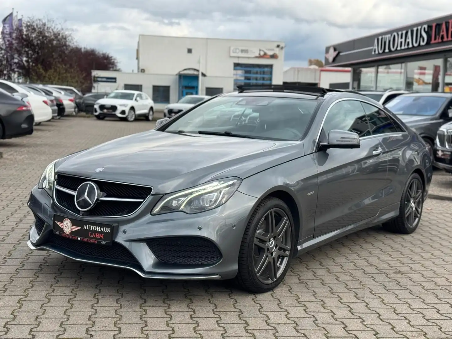 Mercedes-Benz E 350 d" 9G-TRONIC"AMG PAKET"PANO"360° KAMERA"LED Grau - 2