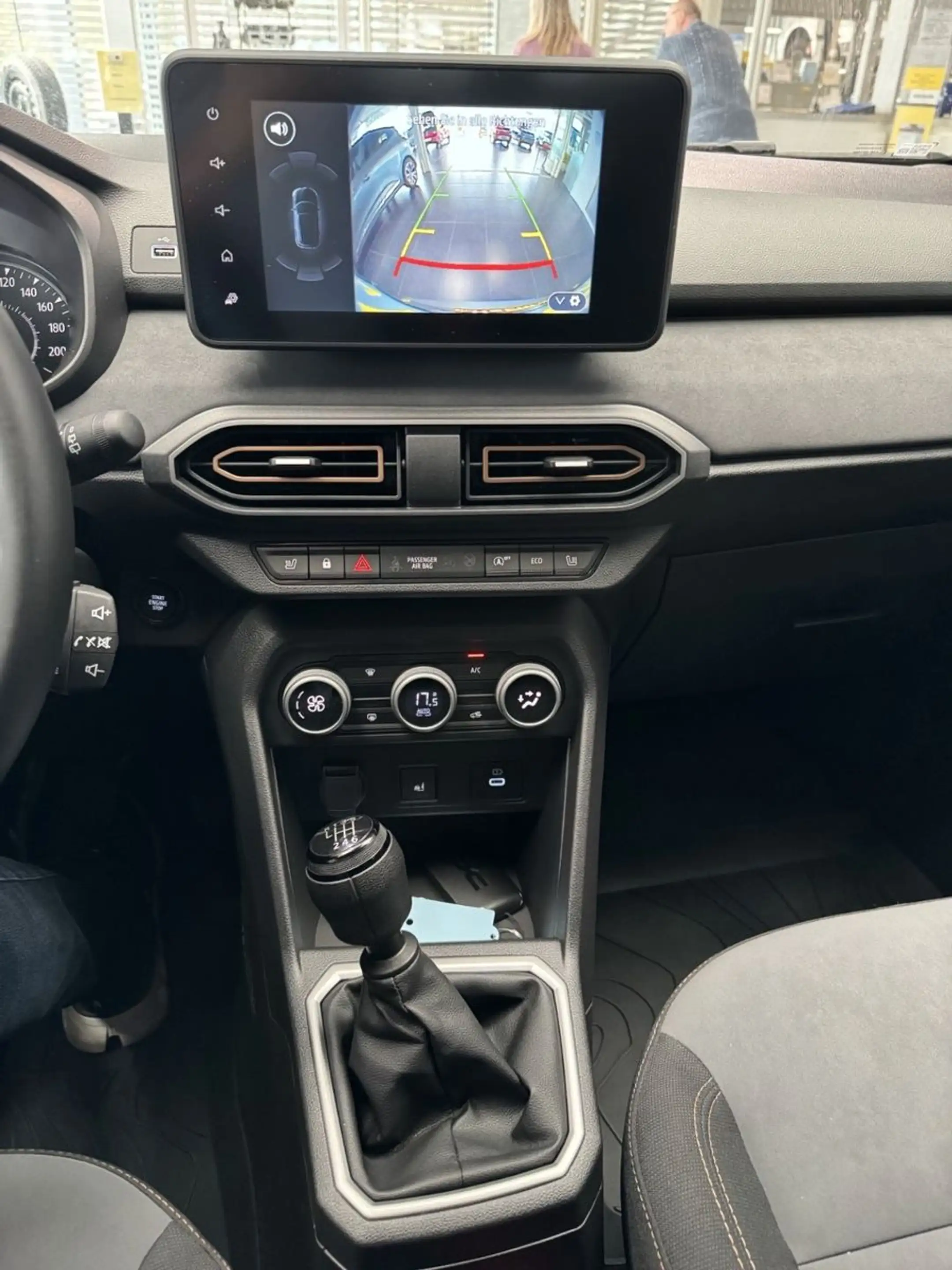 Dacia Jogger Extreme TCe110 7-Sitzer — photo 12