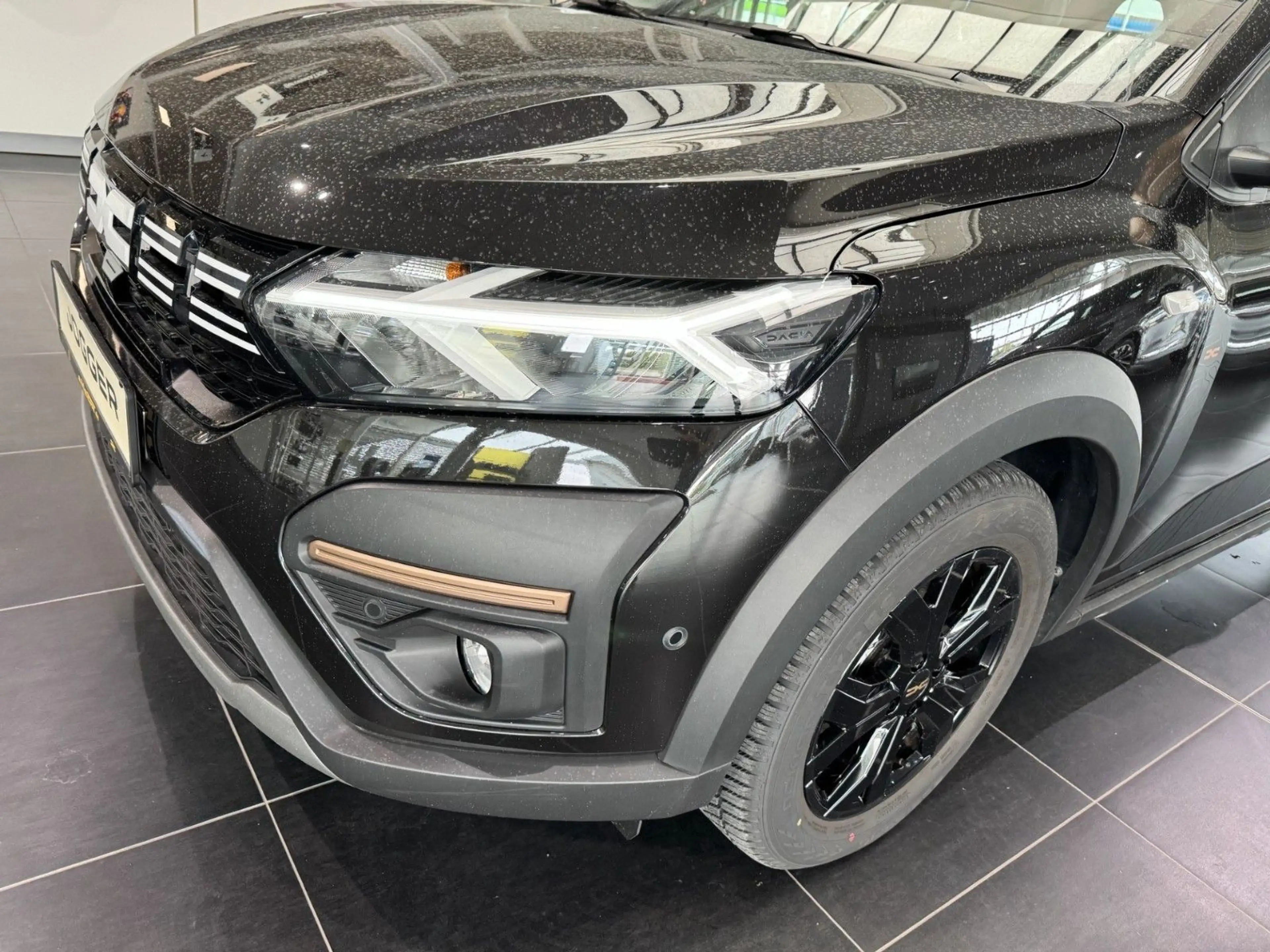 Dacia Jogger Extreme TCe110 7-Sitzer — photo 4
