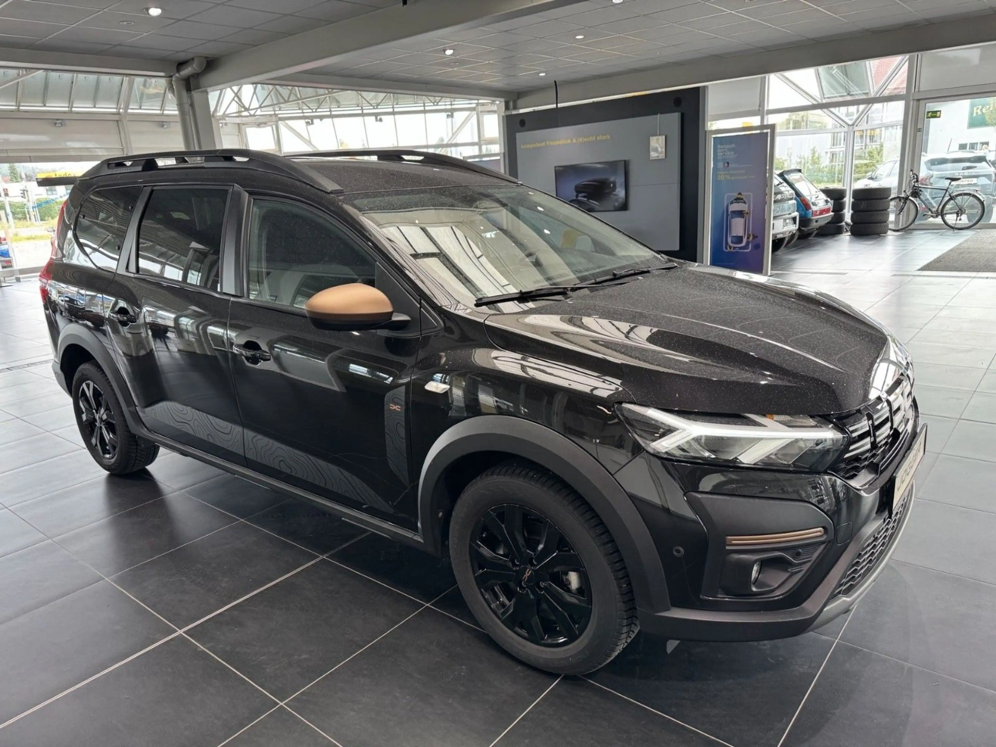 Dacia Jogger Extreme TCe110 7-Sitzer — photo 2