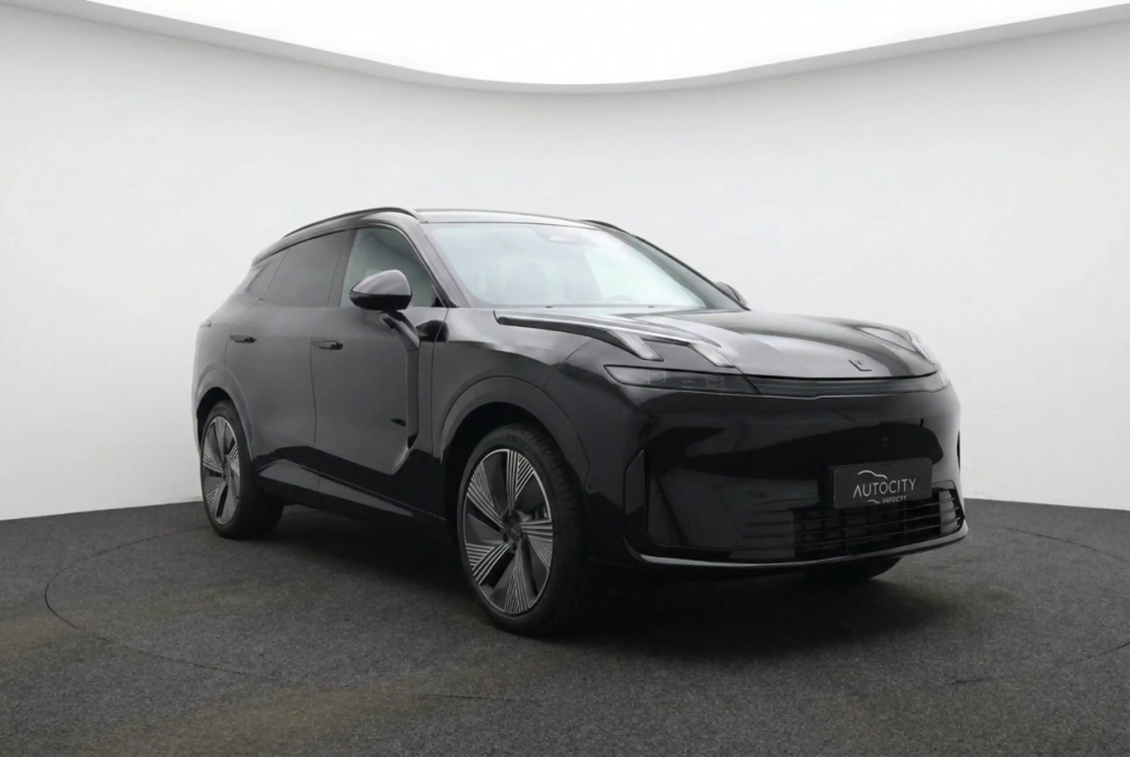 Lynk & Co 08 1.5 More PHEV 345PK 200 KM Elektrisch l Pano l 360 — photo 4
