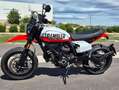 Ducati Scrambler 800 Urban Motard Wit - thumbnail 17