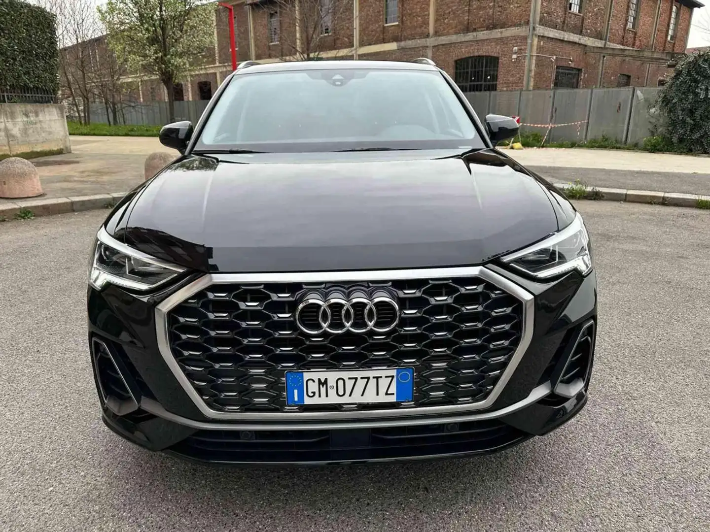 Audi Q3 35 TDI S tronic 13.000km Nero - 2