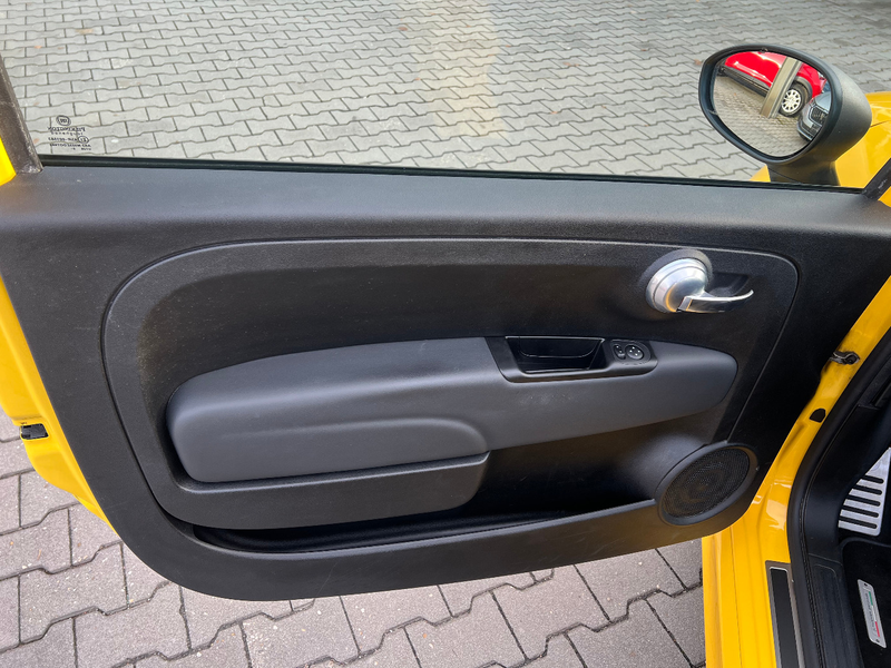 Abarth 595C Competizione Bi-Xenon Navi Sabelt Beats DAB — photo 10