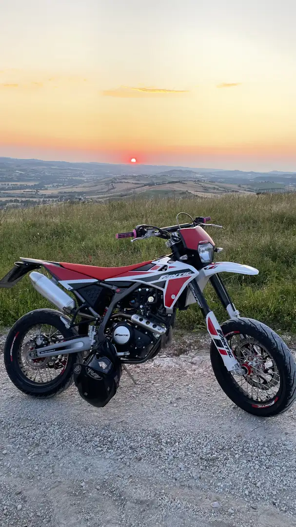 Fantic Strada 125 Performance - 1