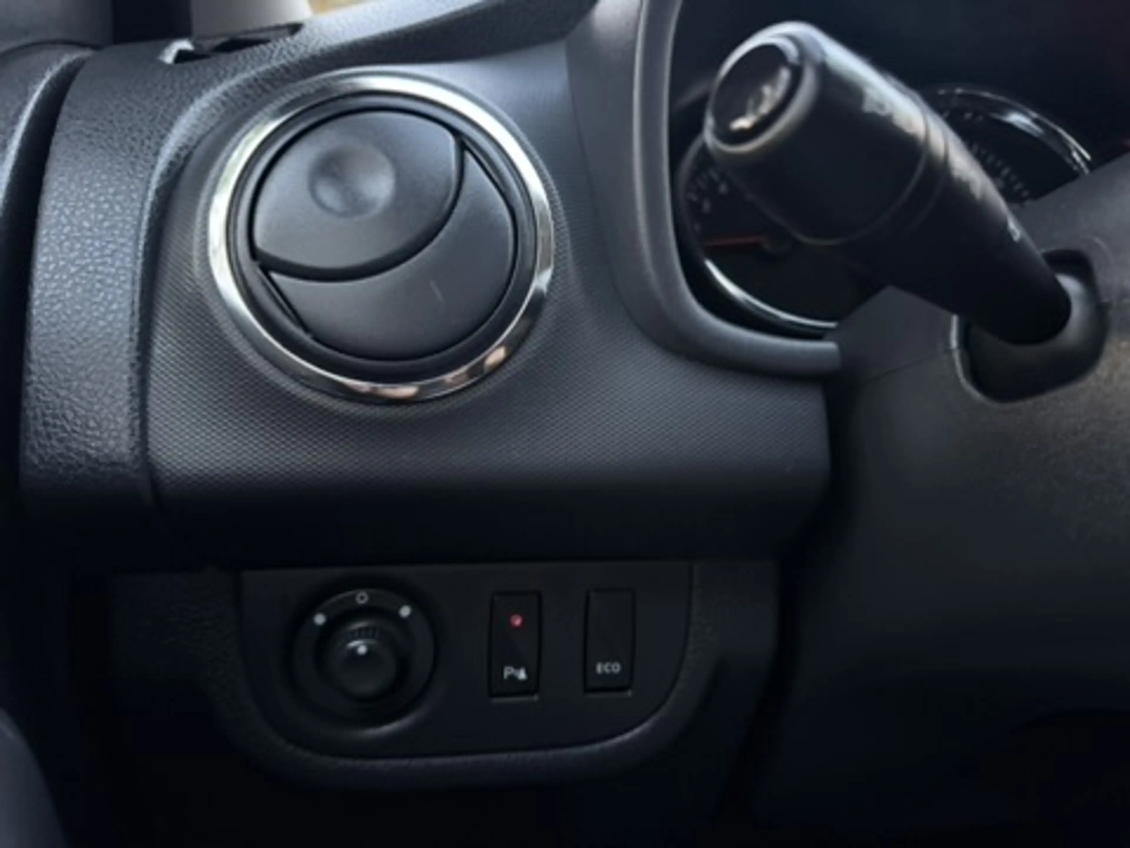 Dacia Logan Prestige MCV II Kombi Automatik - 1. Hand - HU/AU NEU — photo 31
