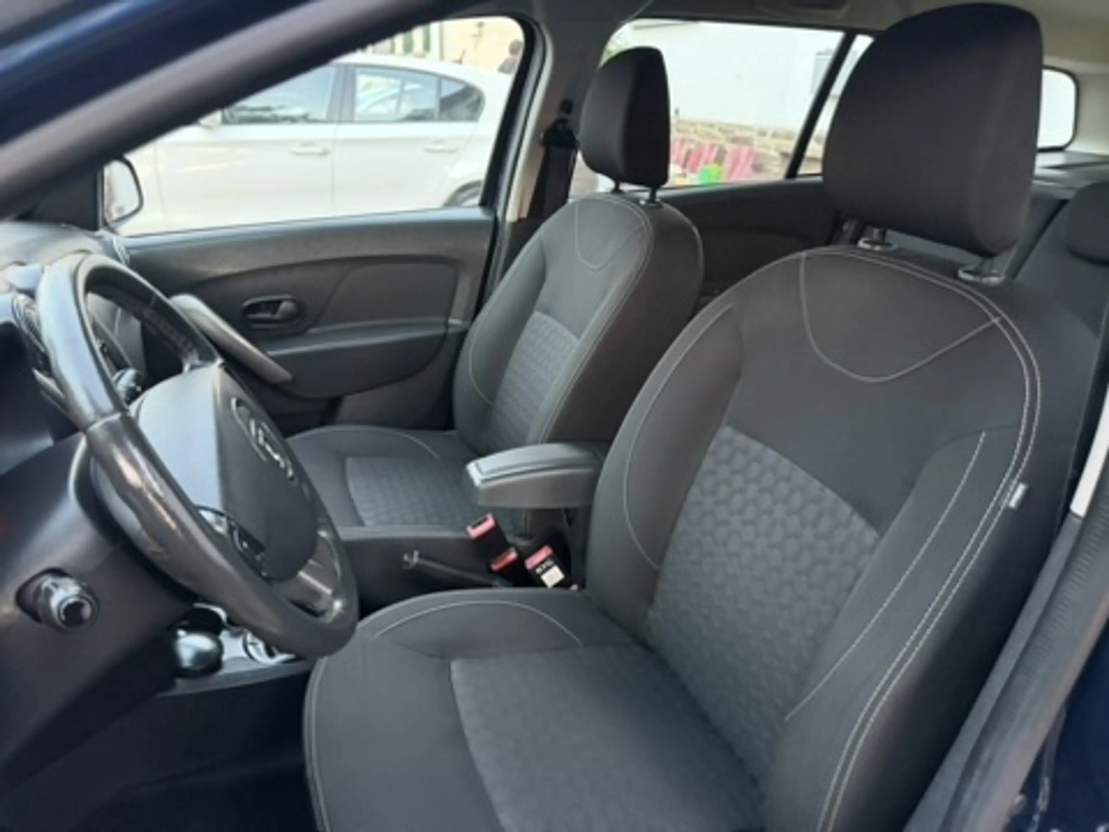 Dacia Logan Prestige MCV II Kombi Automatik - 1. Hand - HU/AU NEU — photo 18