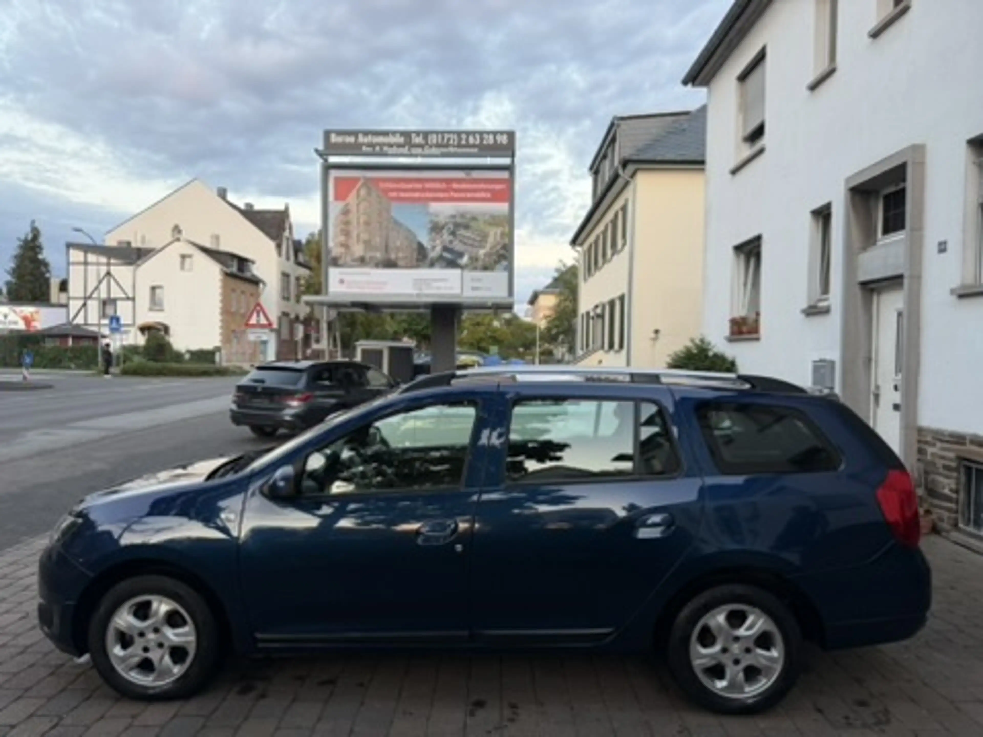 Dacia Logan Prestige MCV II Kombi Automatik - 1. Hand - HU/AU NEU — photo 7
