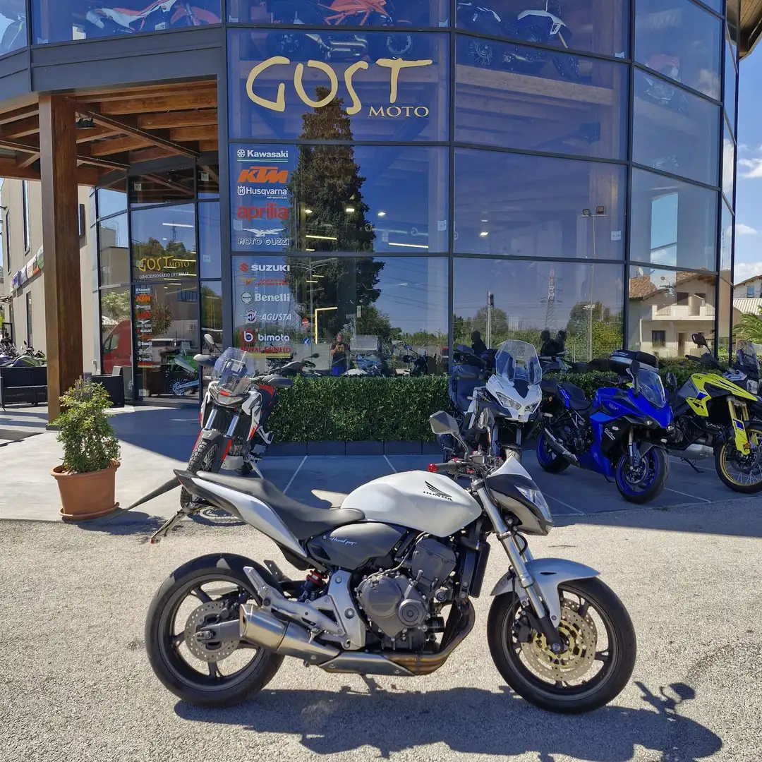 Honda Hornet 600 - 1