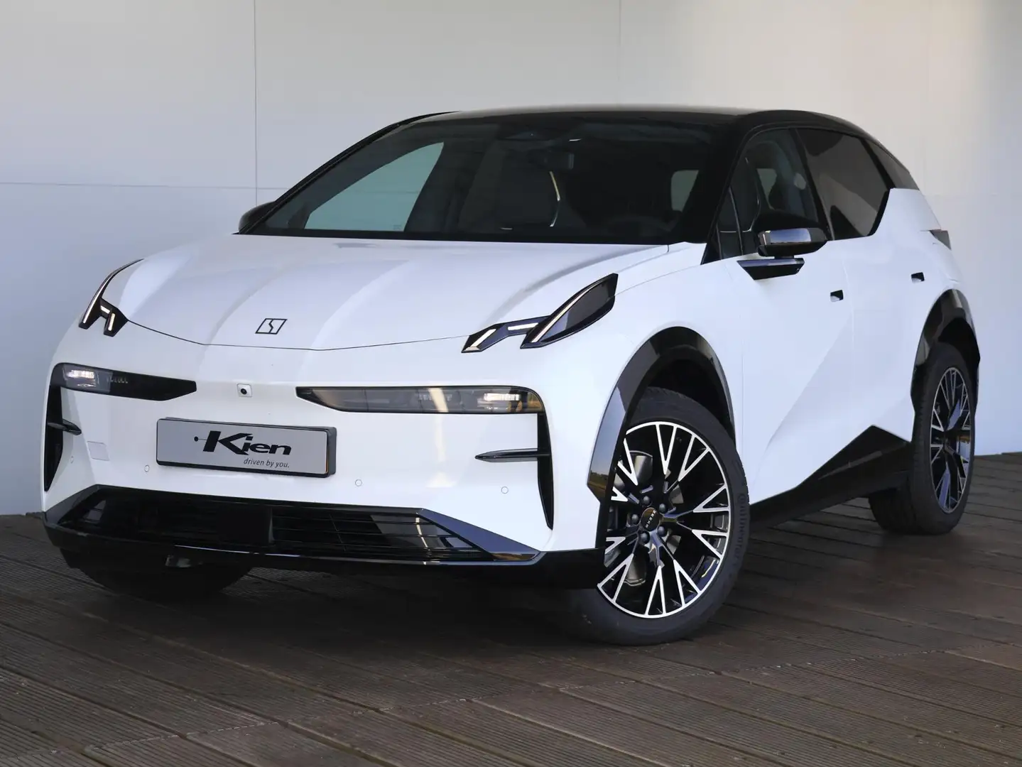 Zeekr X AWD Privilege 69 kWh | 428 PK | Panoramadak | stoe Weiß - 2