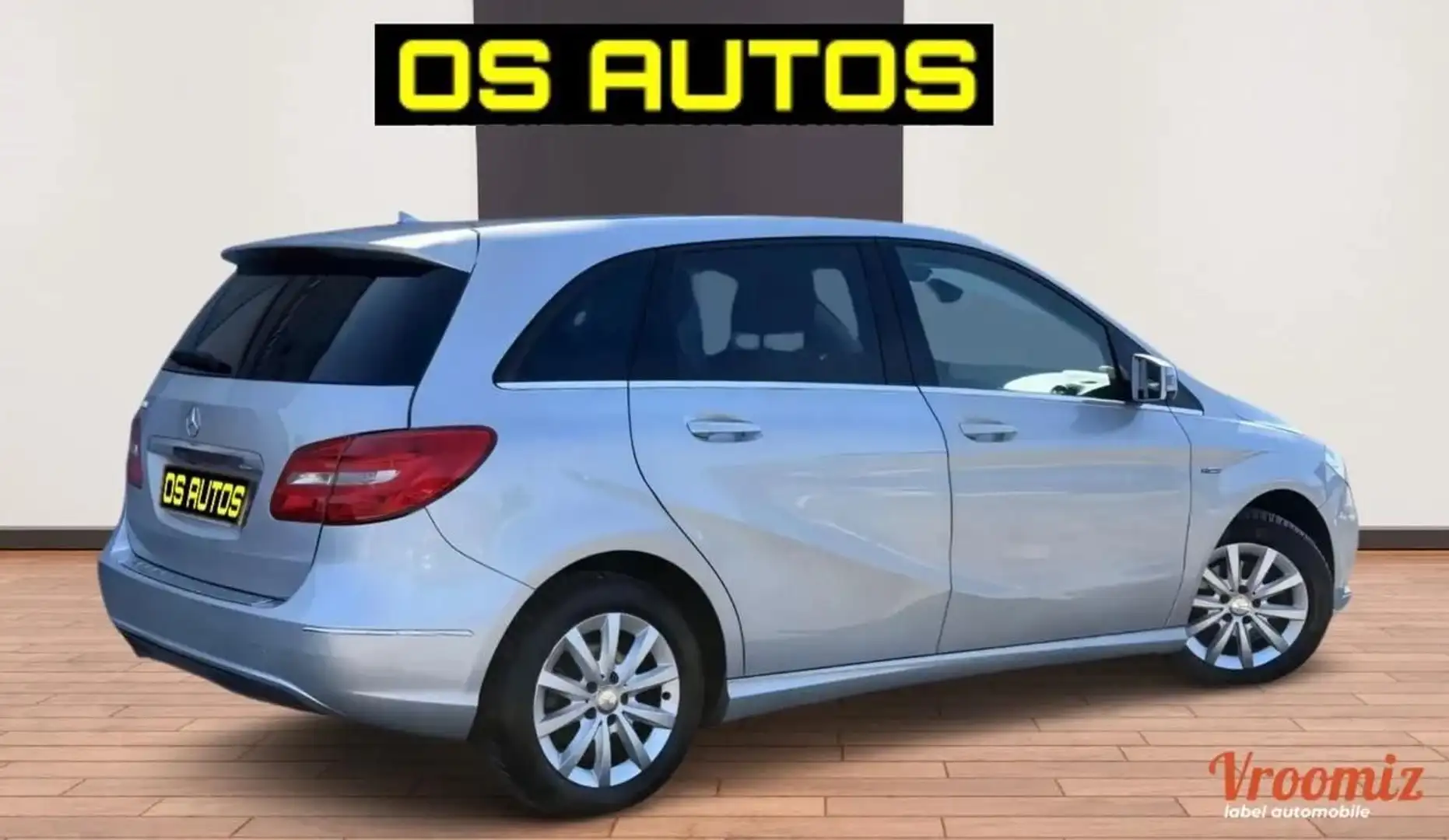 Mercedes-Benz B 200 200 - 156ch BlueEFFICIENCY Classic (8 CV) 2012 %2B PACK CLIM %2B CAMERA Grigio - 2