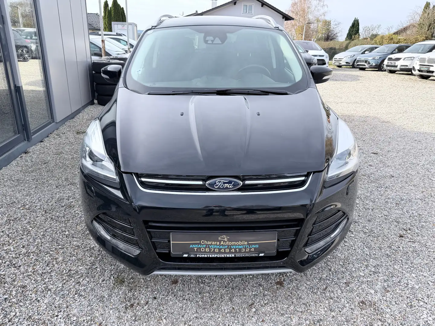 Ford Kuga Titanium Schwarz - 2