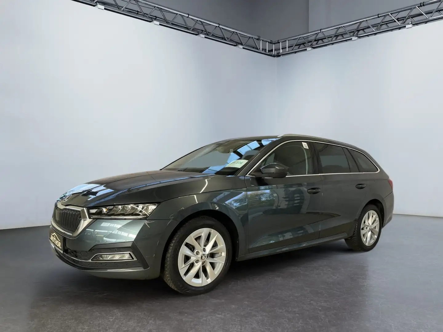 Skoda Octavia Combi First Edition 1.0 TSI Navi Kessy Grau - 2