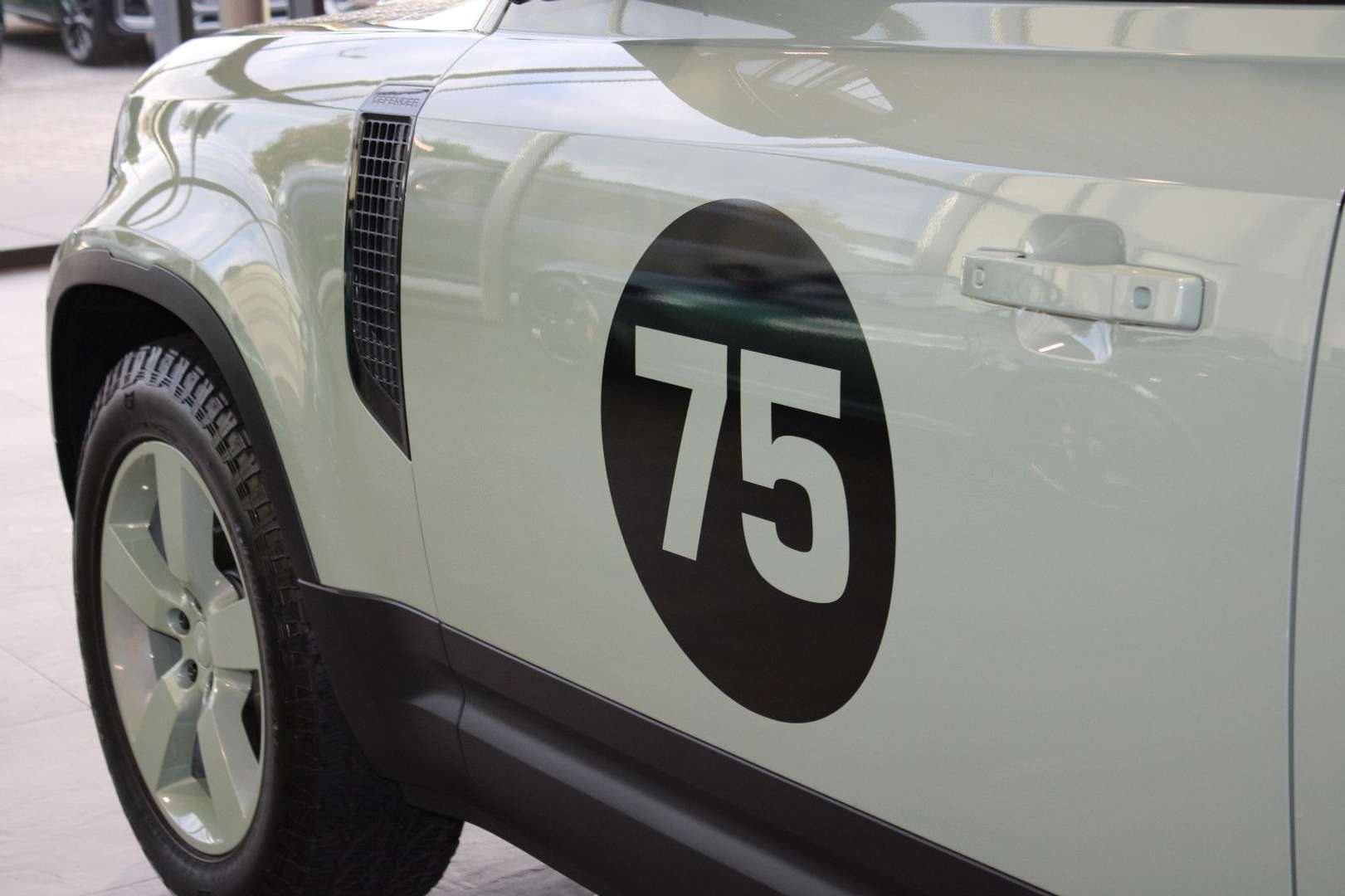 Land Rover Defender 90 75th Limited Edition -  - Joinsteer - #4