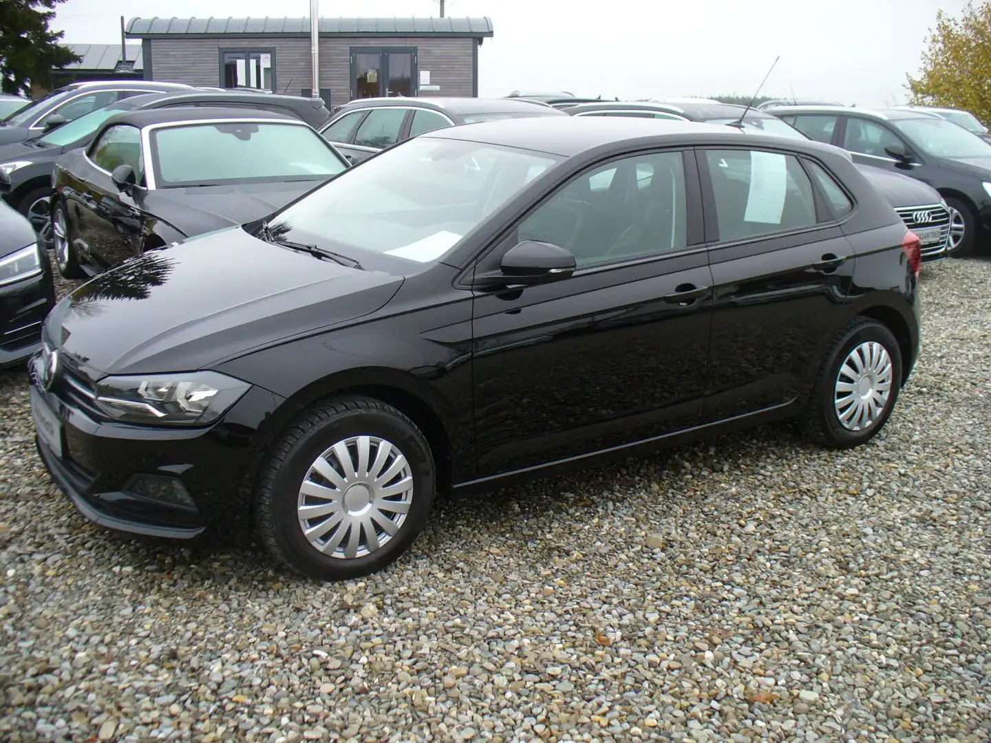 Volkswagen Polo 1.6 TDI SCR DSG Comfortline,1.Hd,Navi,viele Extras Noir - 2