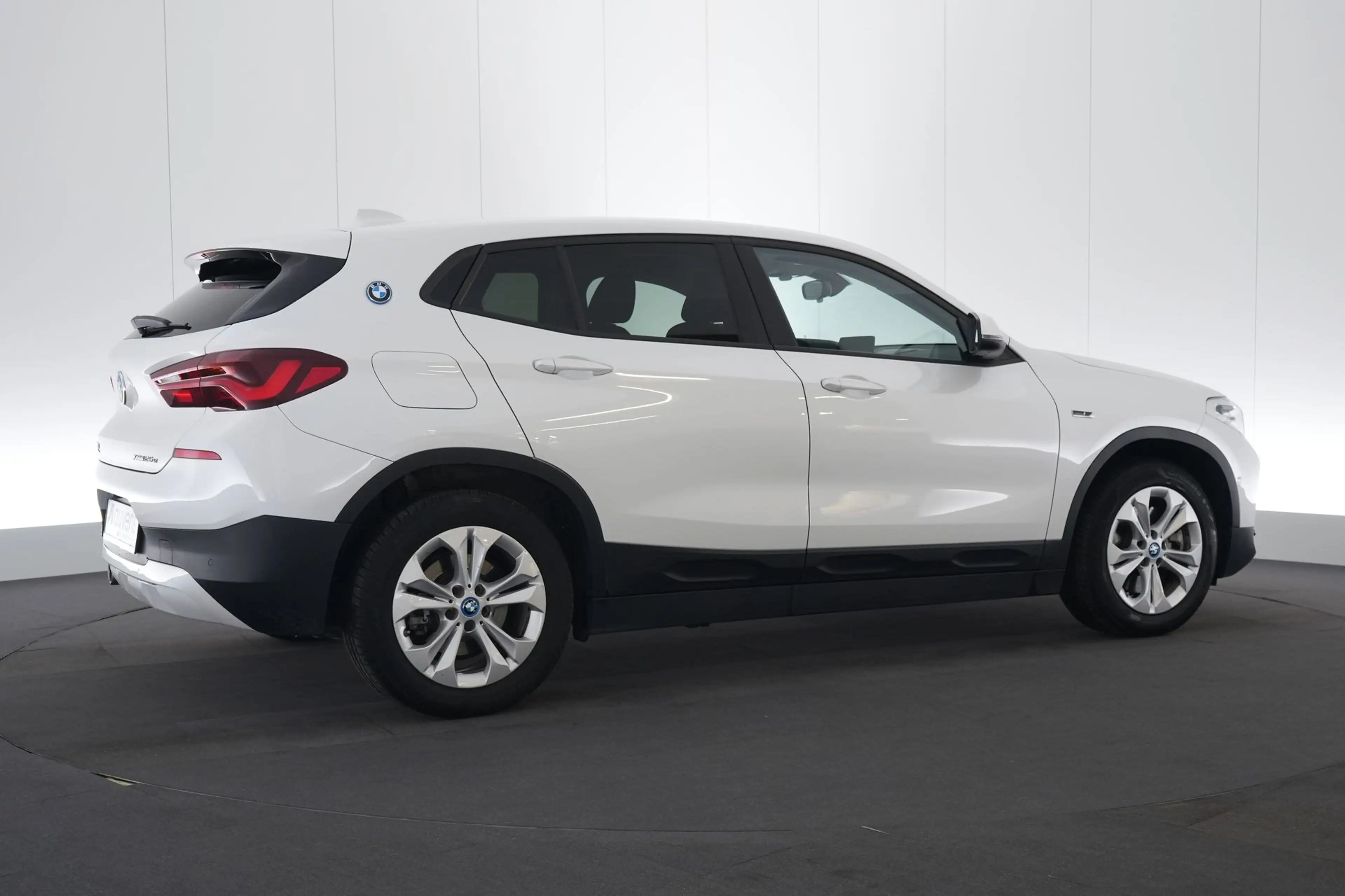 BMW X2 1.5 xDrive25e PHEV LEDER/CUIR LED GPS PDC CAM Carp — photo 6