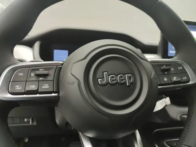 Jeep Avenger view 10