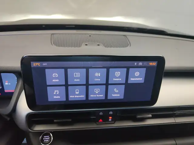 Jeep Avenger view 14